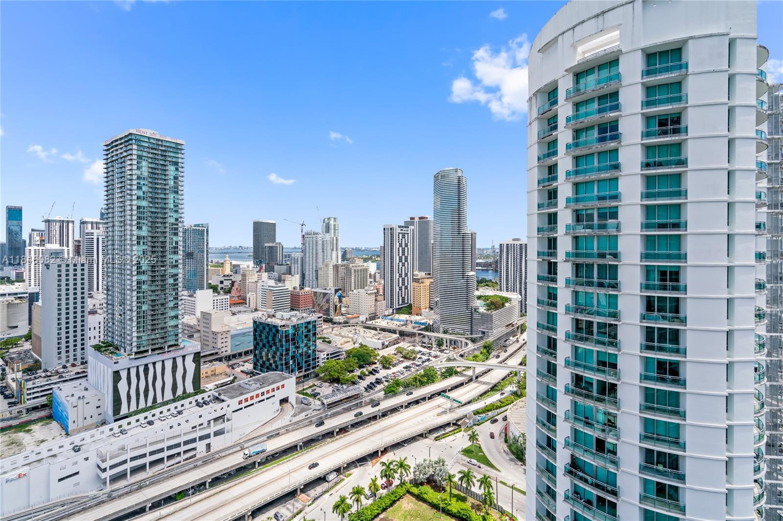 image Ivy Condominium16