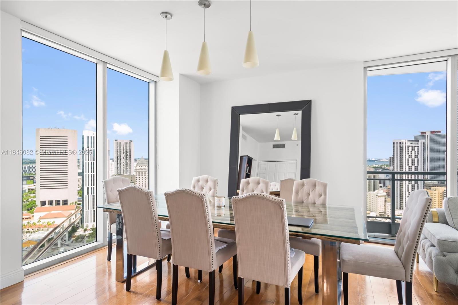 image Ivy Condominium18