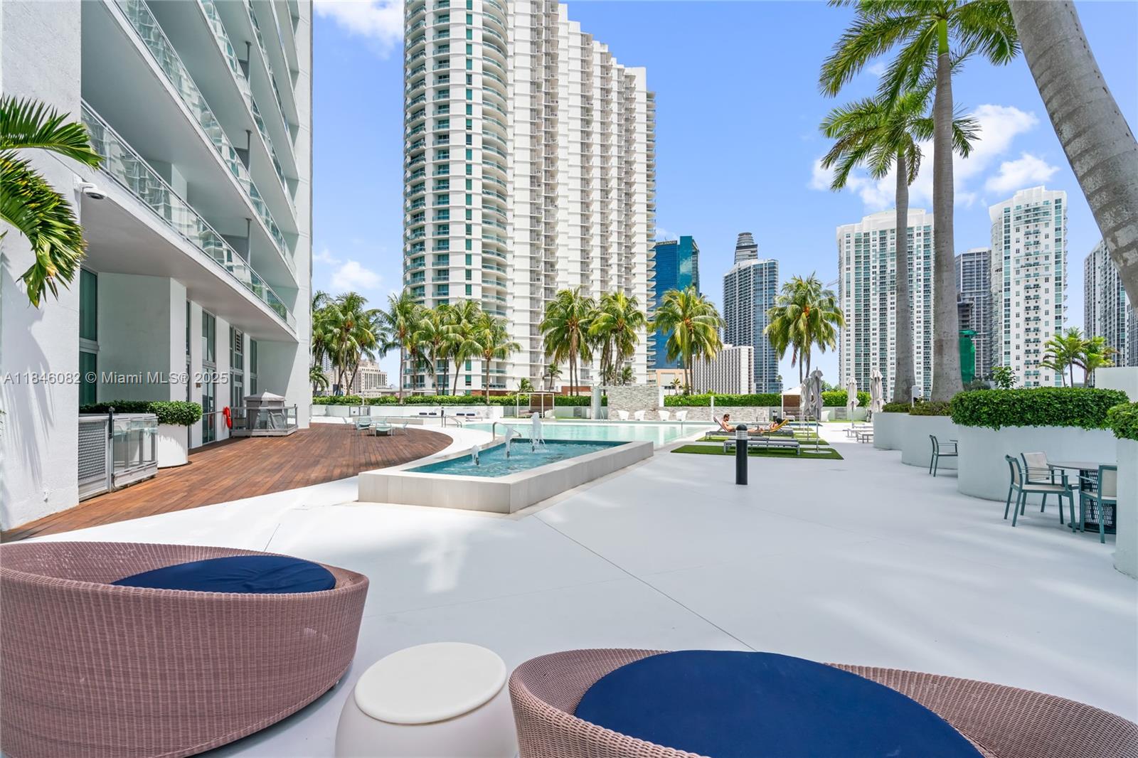 image Ivy Condominium21