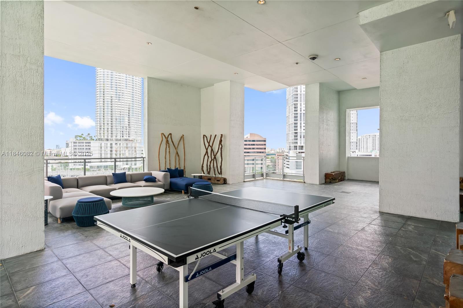 image Ivy Condominium24