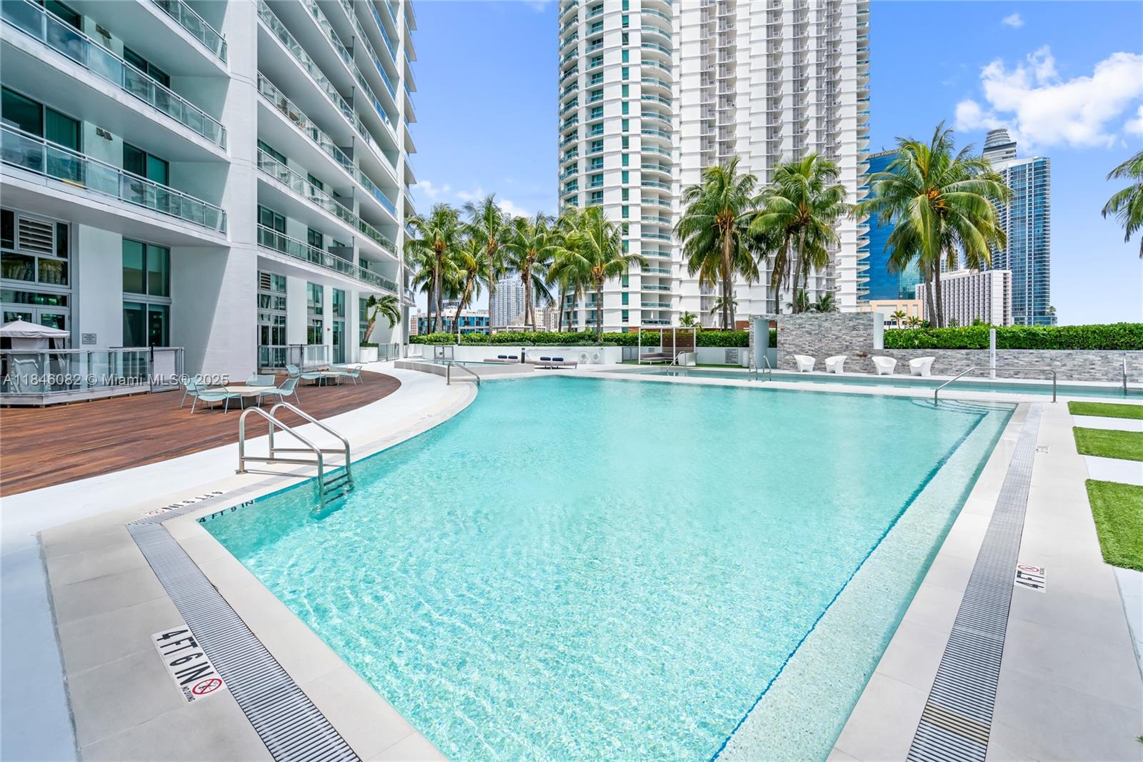 image Ivy Condominium4