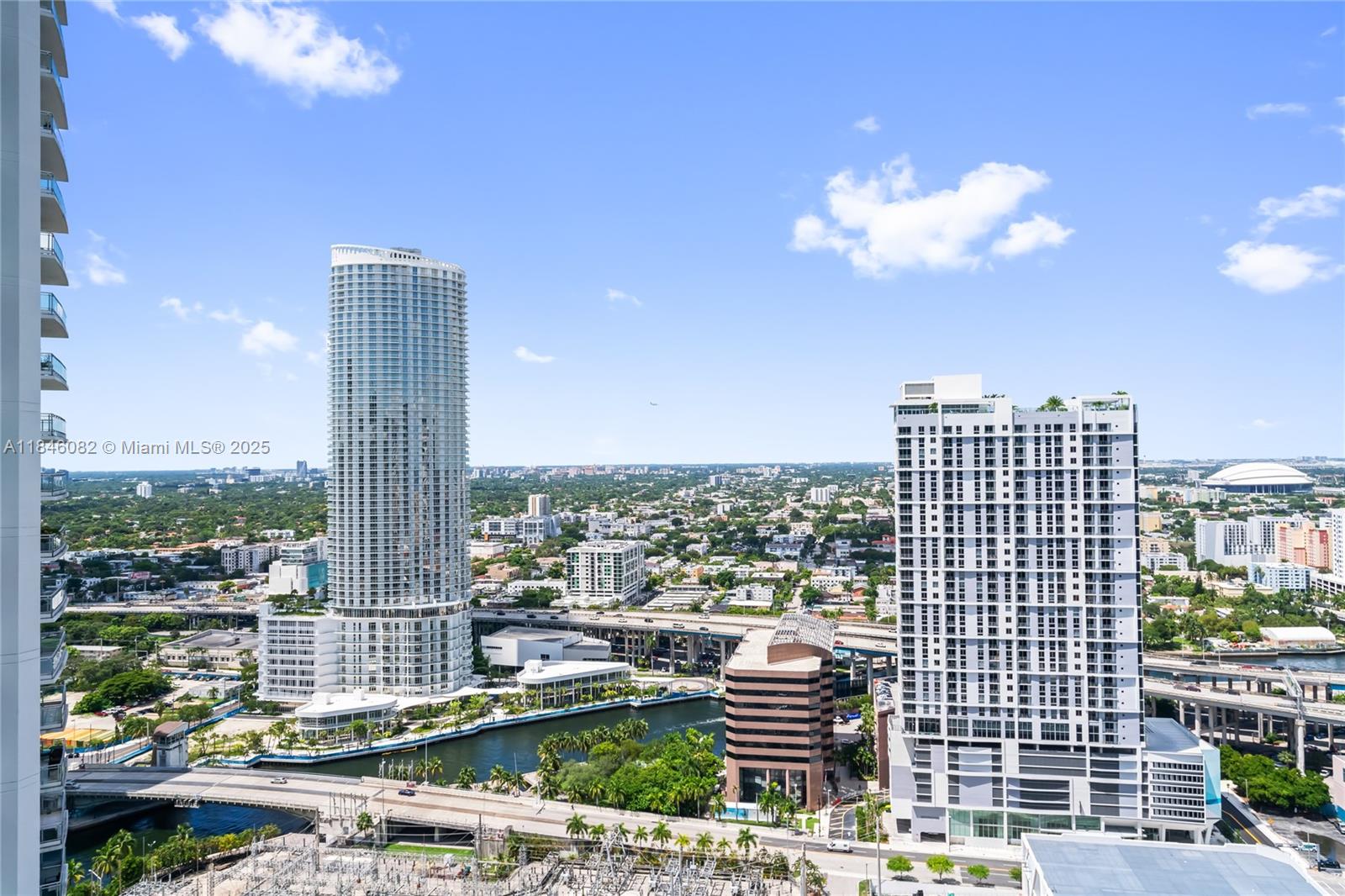 image Ivy Condominium6