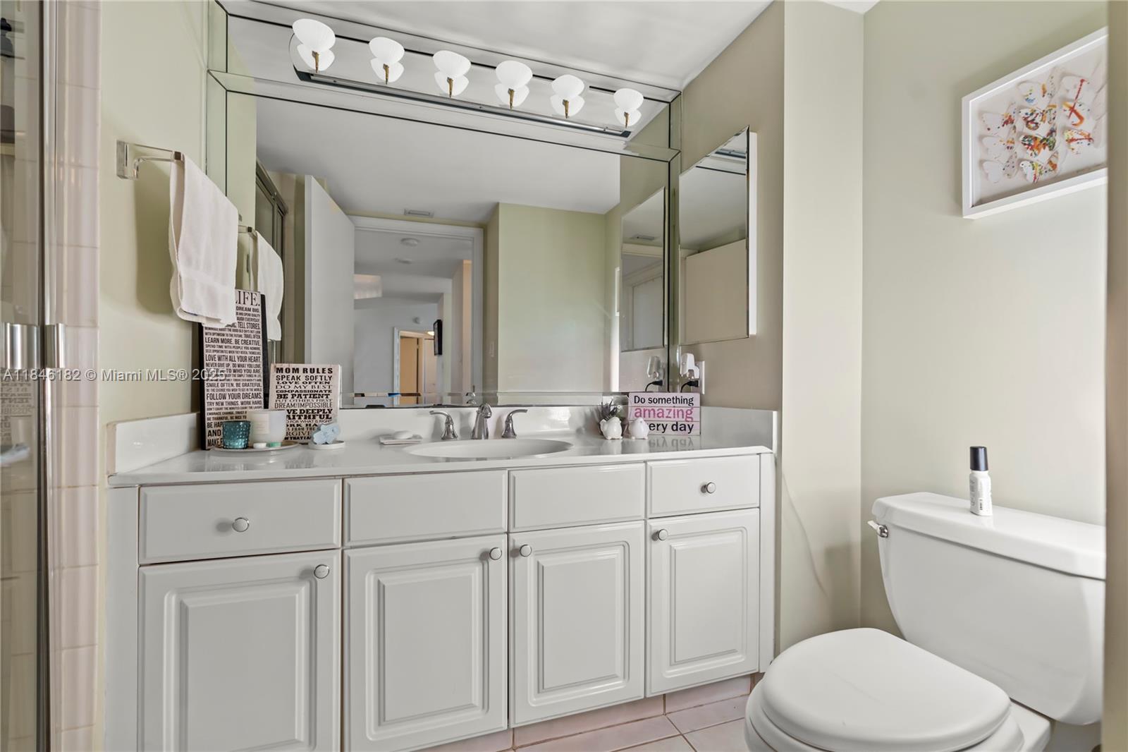 3598 Yacht Clb Dr #1601 Aventura, FL 33180