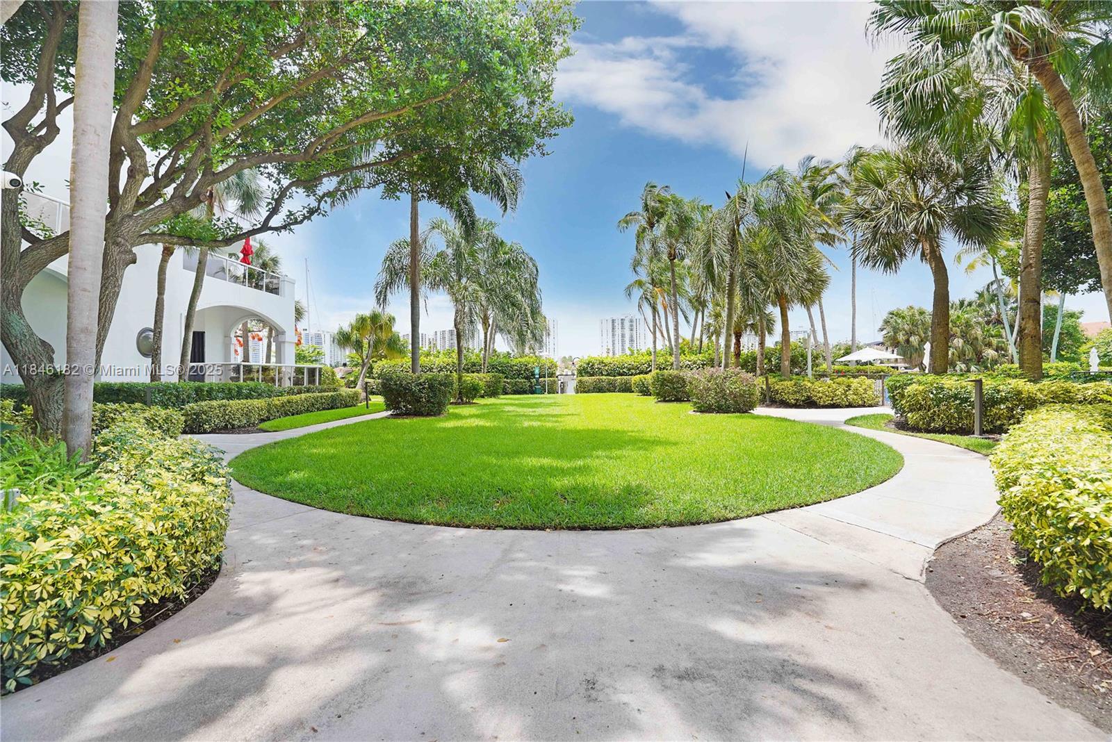 3598 Yacht Clb Dr #1601 Aventura, FL 33180