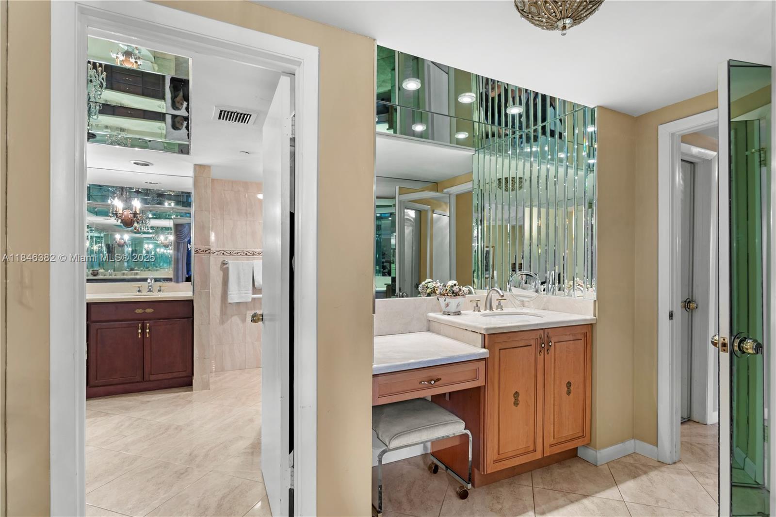 image Hamptons West Condo13