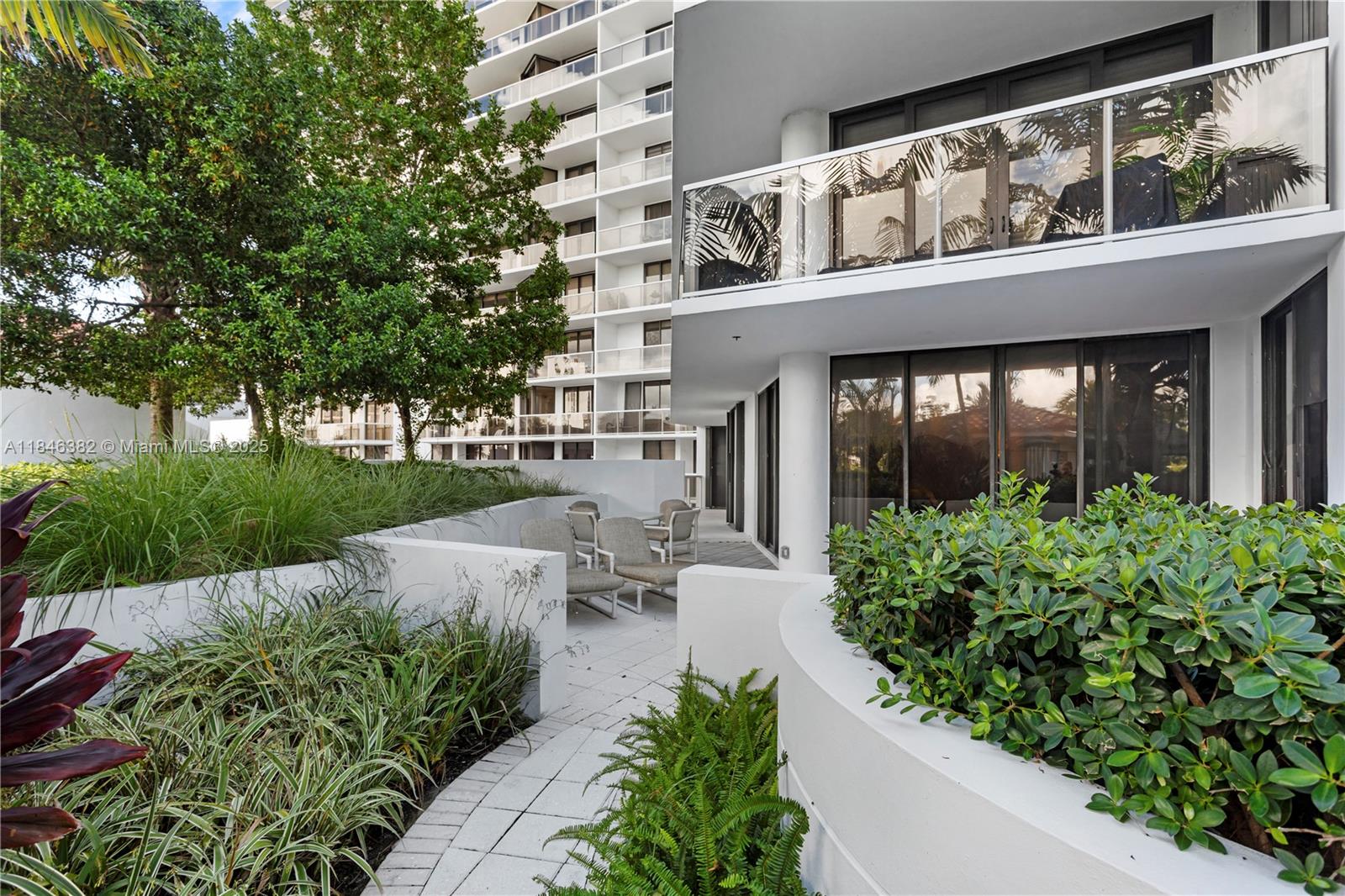 image Hamptons West Condo22