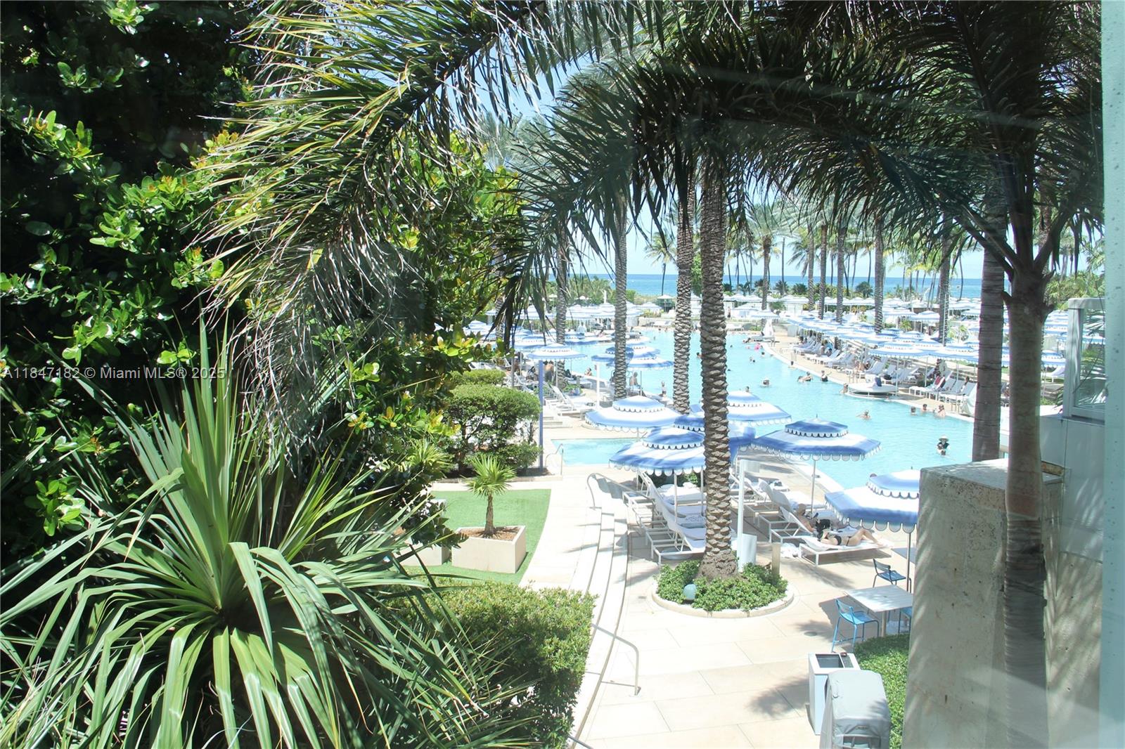 image Fontainebleau Ii Tresor64