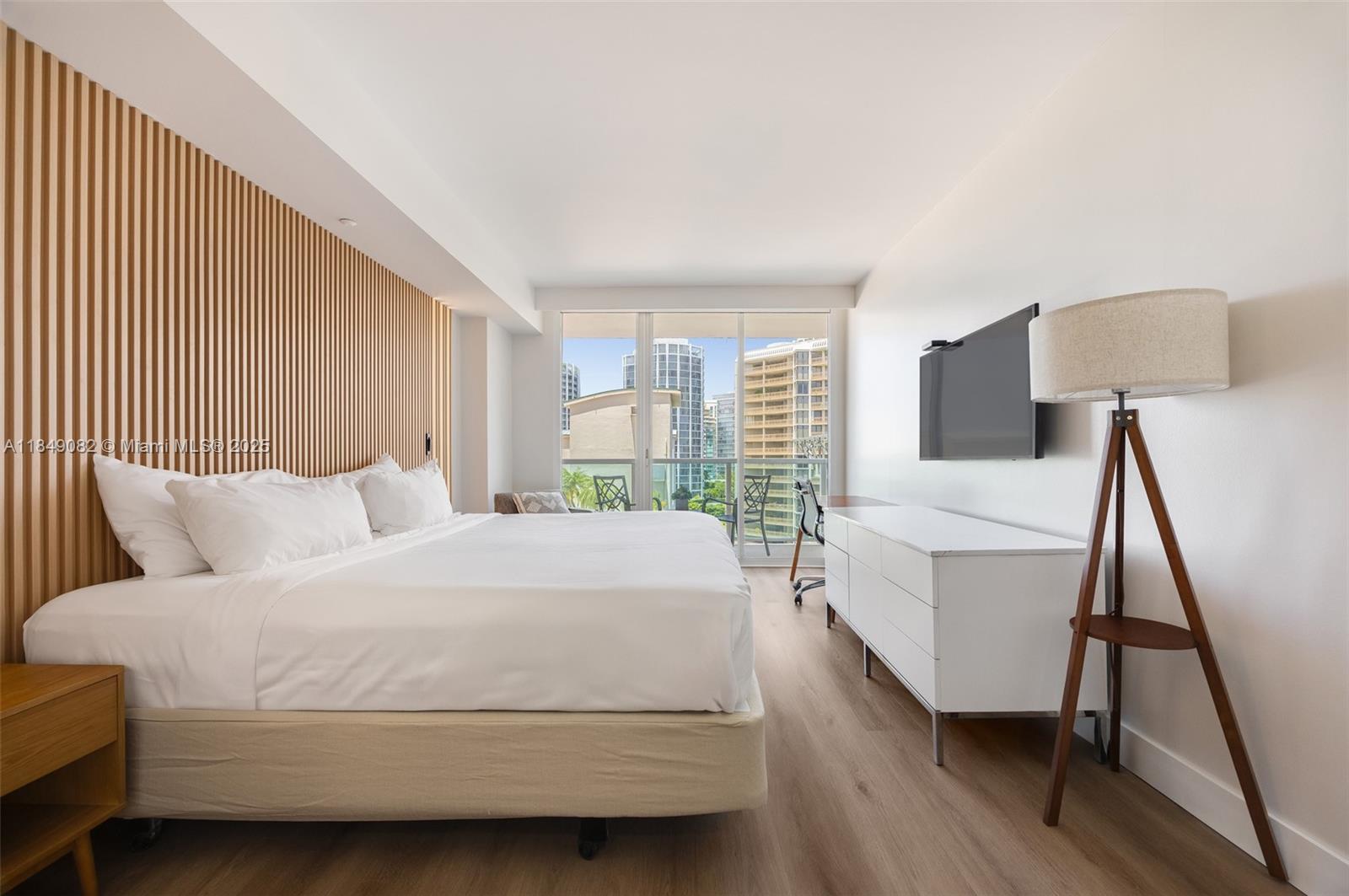 image Mutiny Park Hotel Arya11