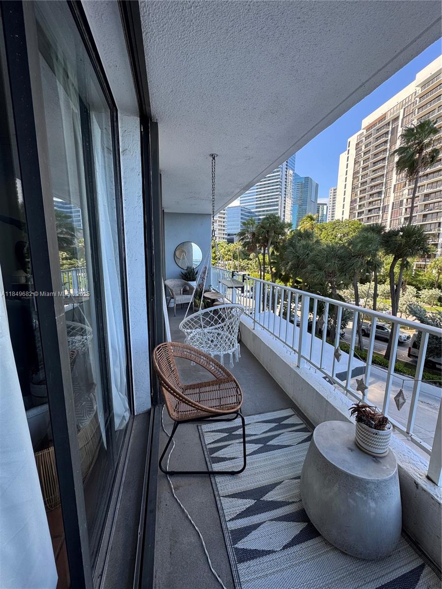 image Brickell Harbour Condo14