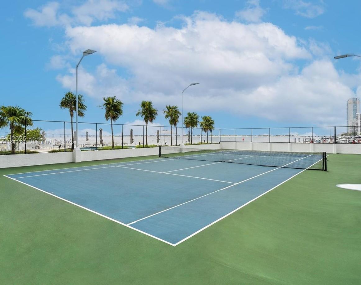 image Brickell Harbour Condo3