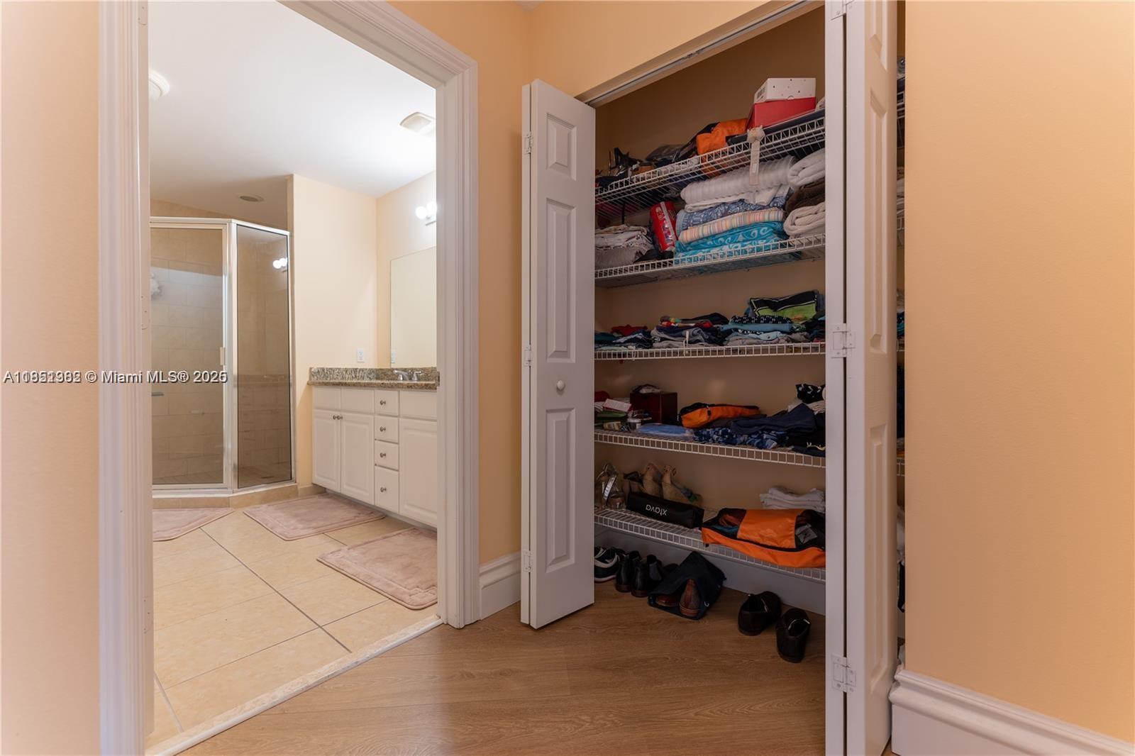 image Alaqua Condo30