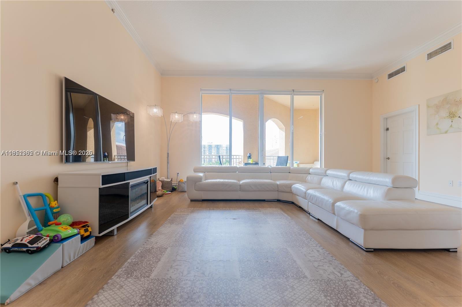 image Alaqua Condo3