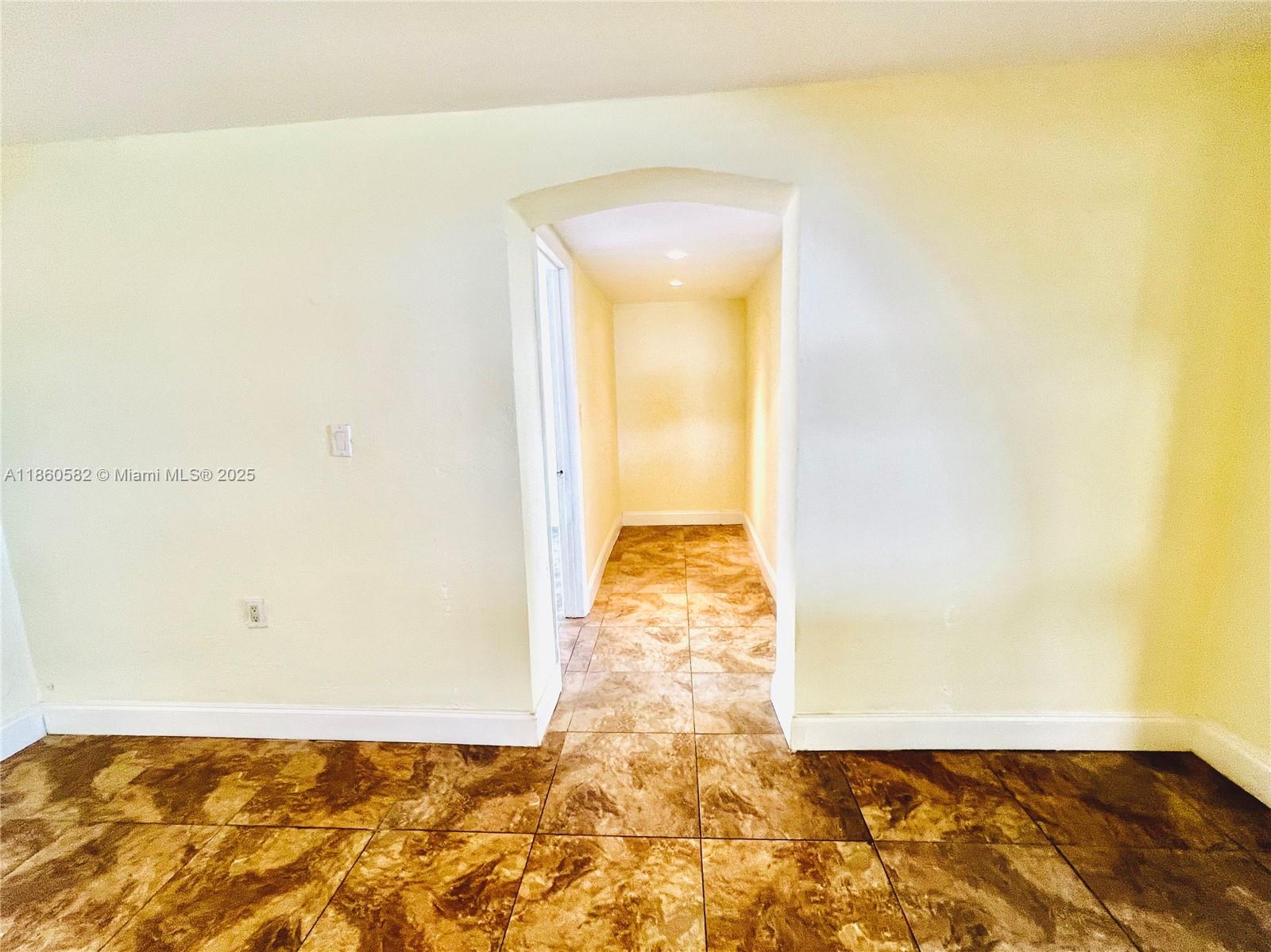 410 Pinecrest Dr Miami Springs, FL 33166