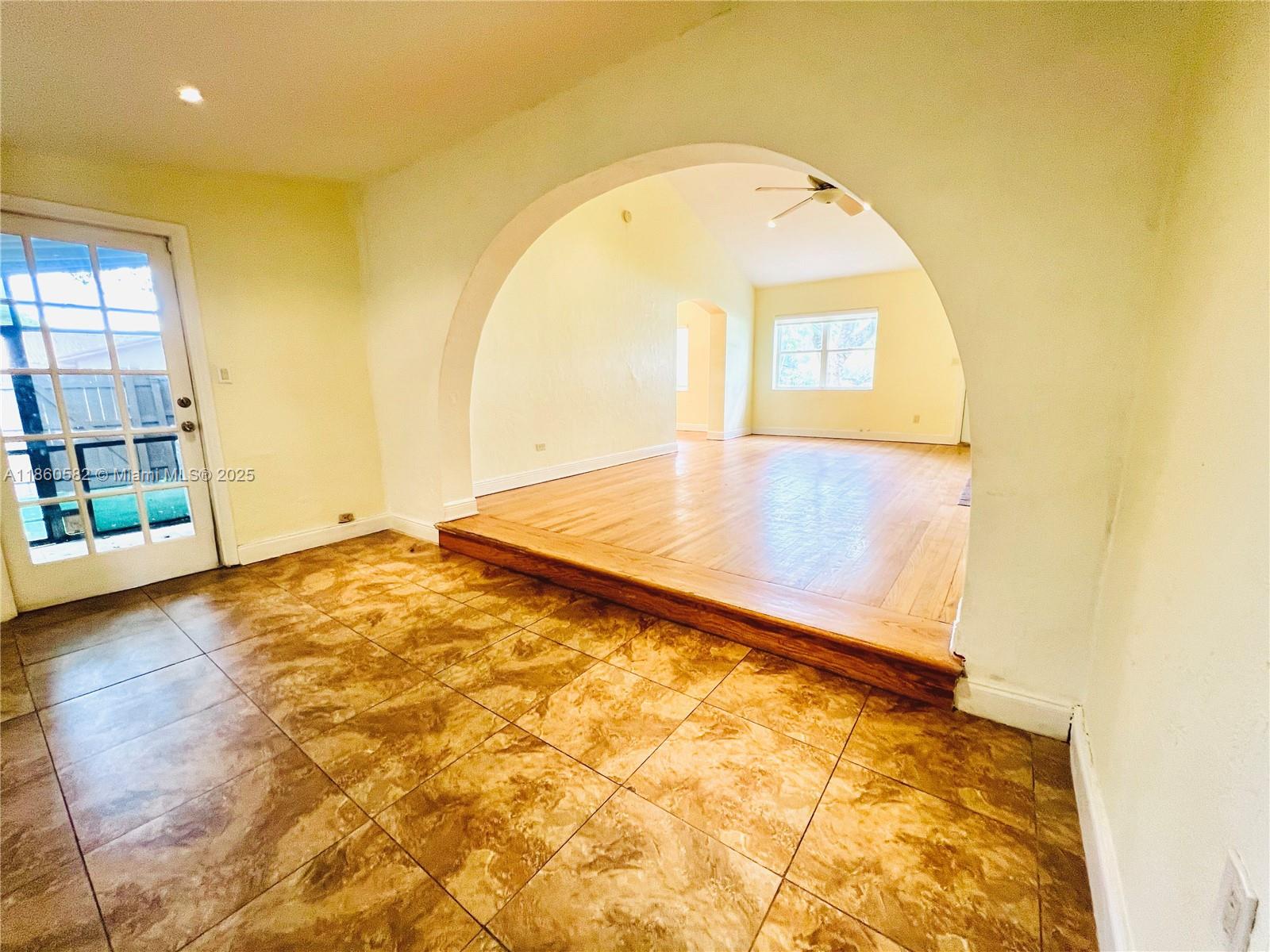 410 Pinecrest Dr Miami Springs, FL 33166