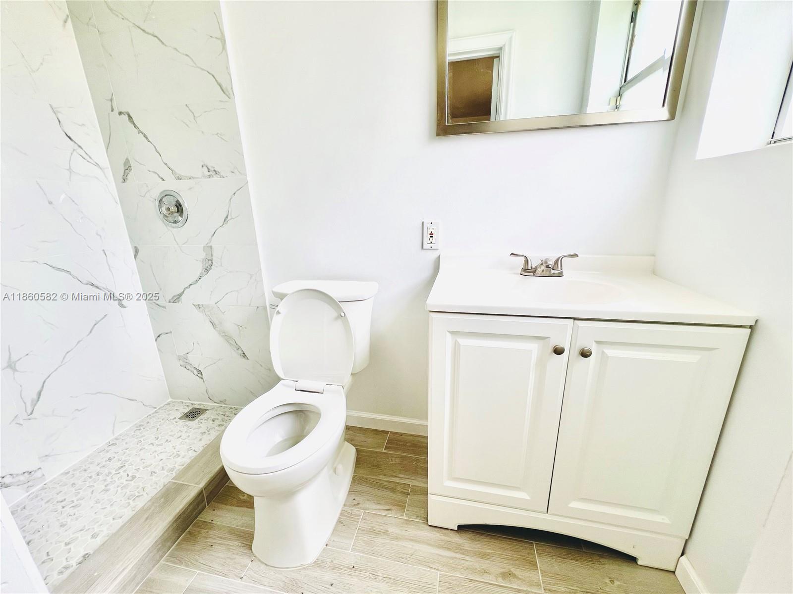 410 Pinecrest Dr Miami Springs, FL 33166