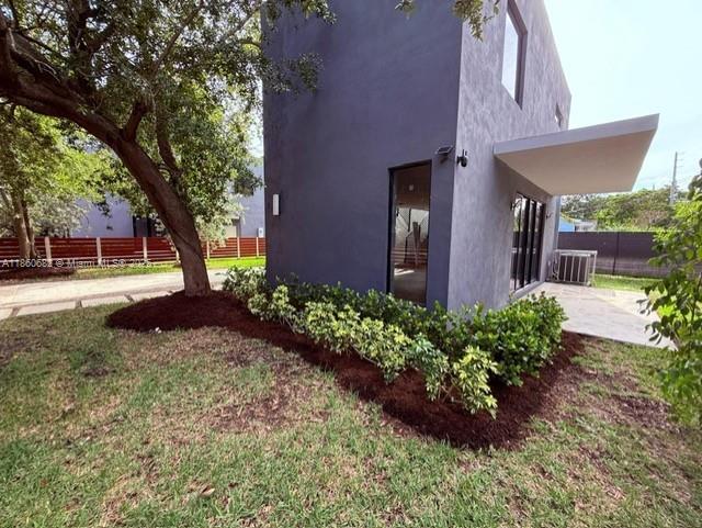 5198 NW 3rd Ave #1