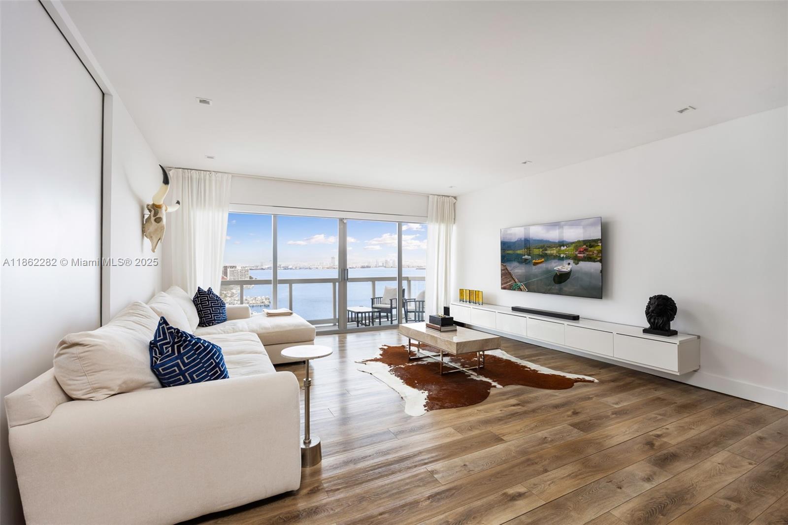 2451 Brickell Ave #21D