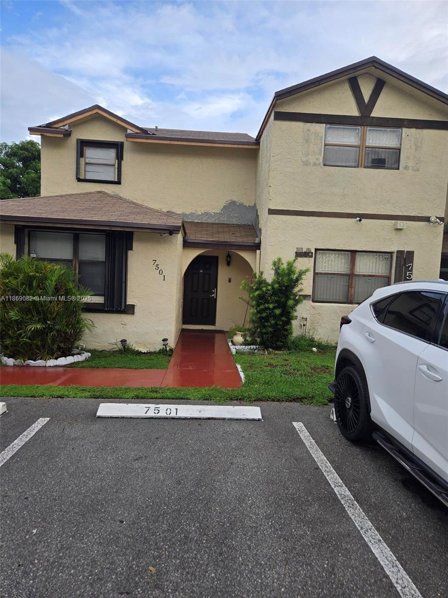 7501 NW 33rd St