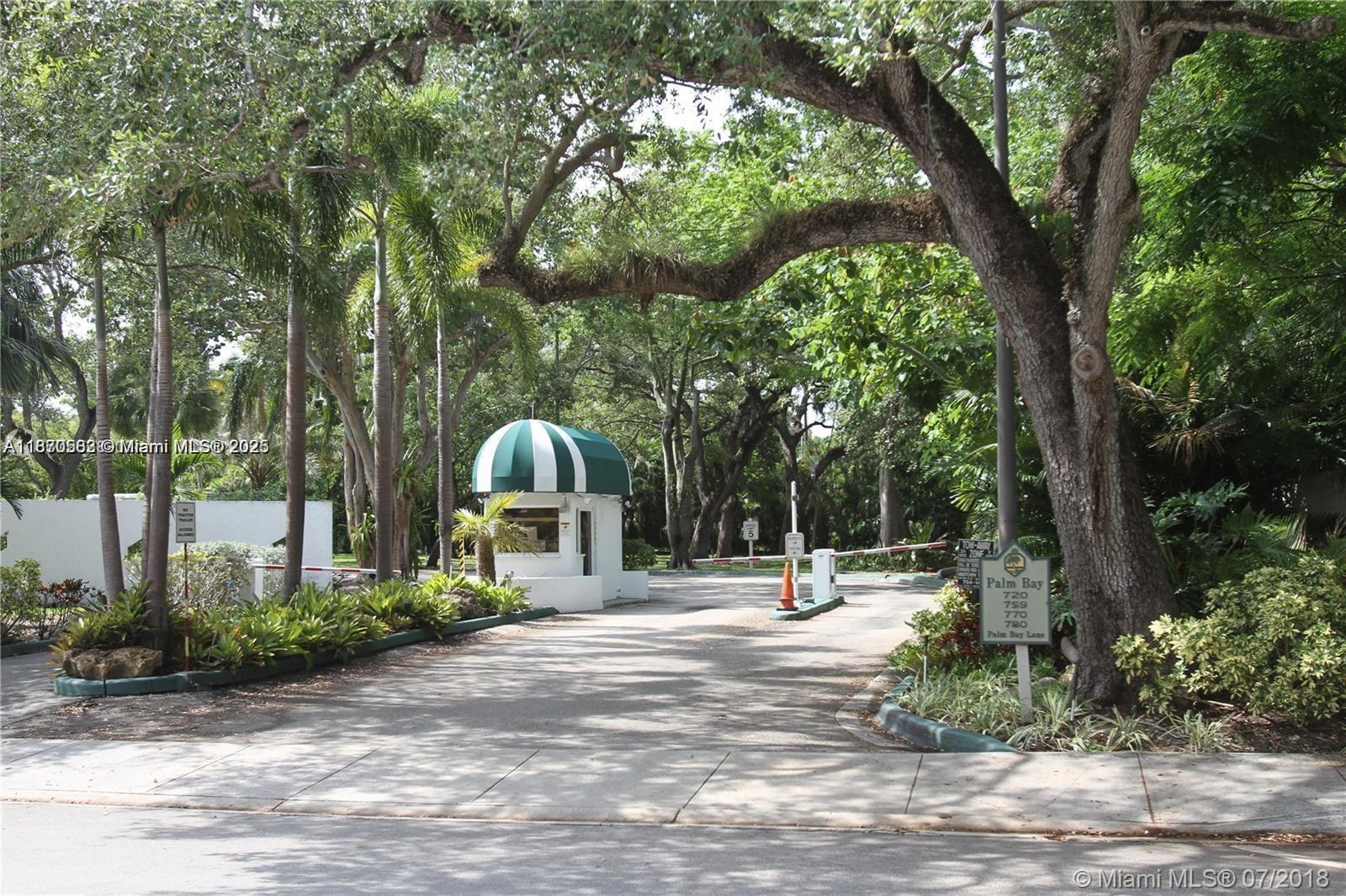 780 NE 69th St #T-1D Miami, FL 33138 780 NE 69th St #T-1D Miami, FL 33138