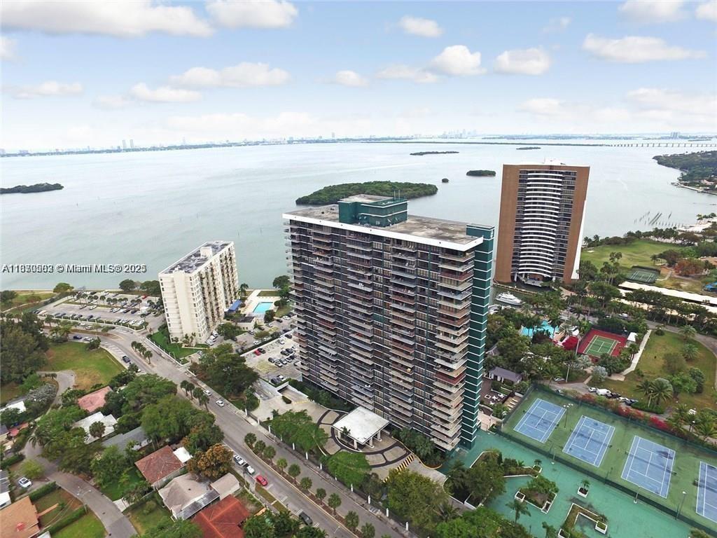 780 NE 69th St #T-1D Miami, FL 33138 780 NE 69th St #T-1D Miami, FL 33138