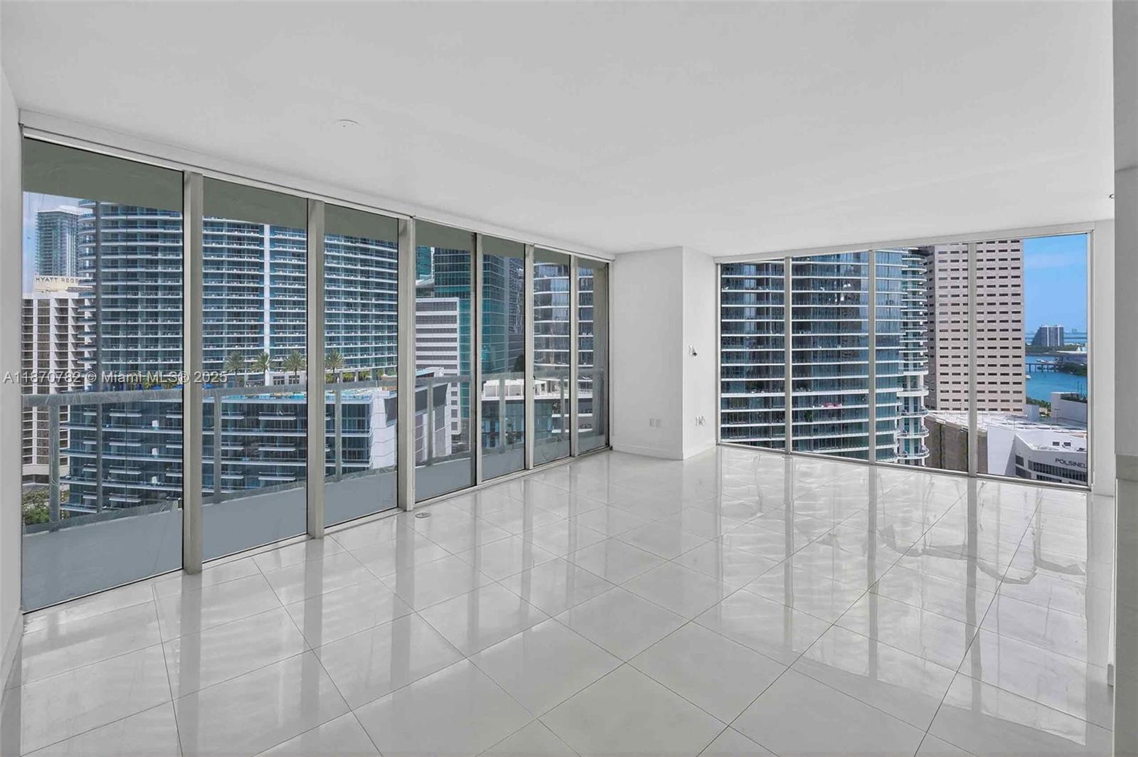 image Icon Brickell14