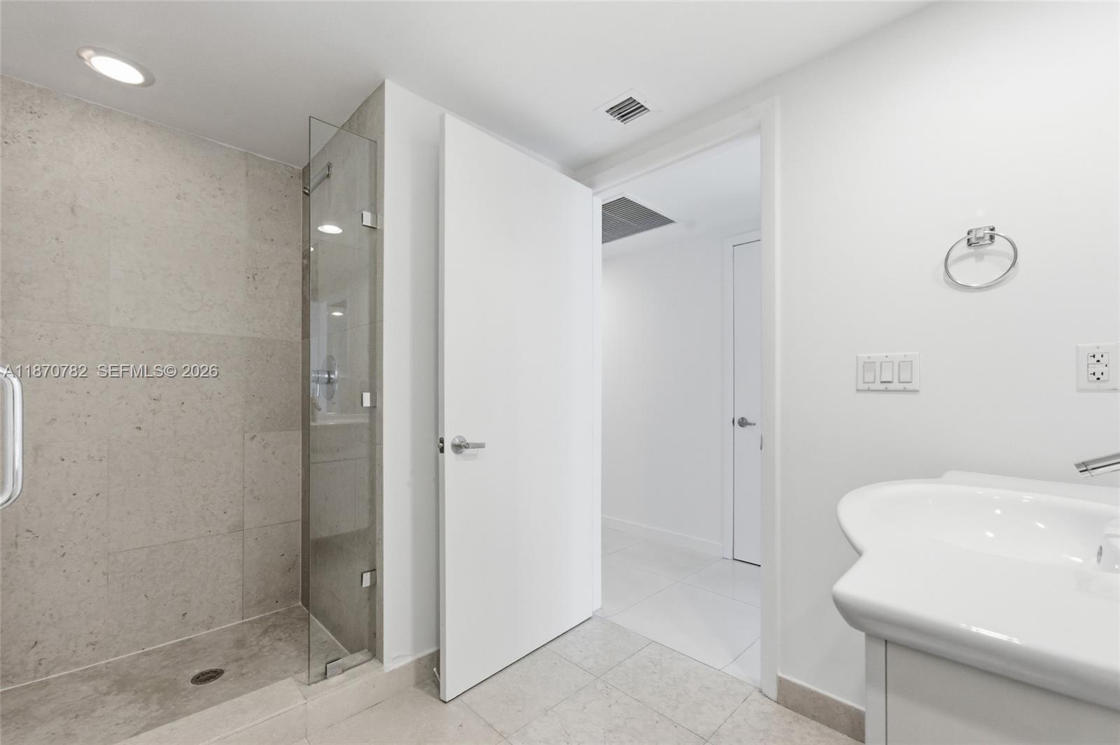image Icon Brickell I154