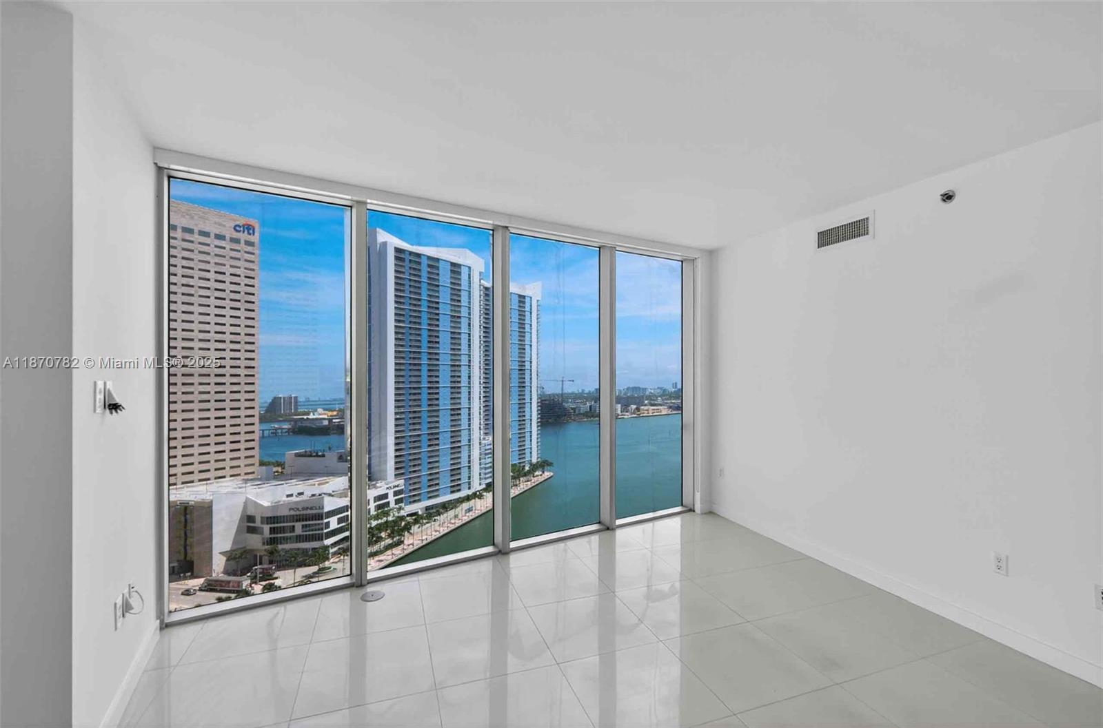 image Icon Brickell17