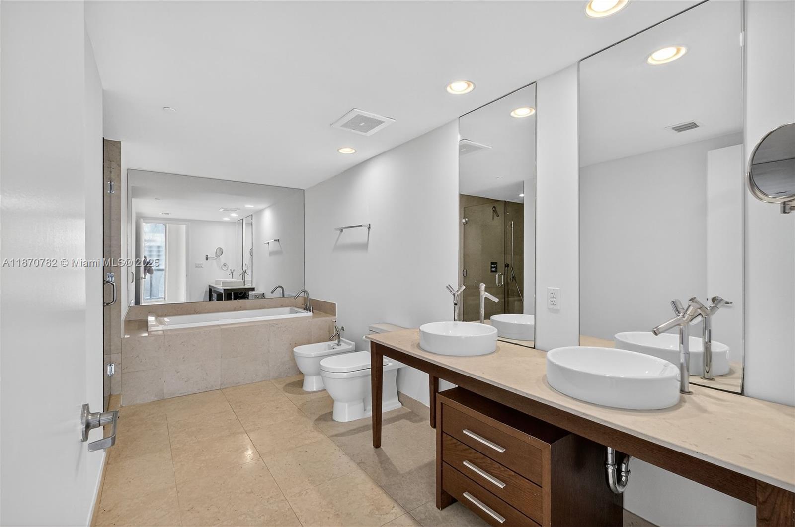 image Icon Brickell20