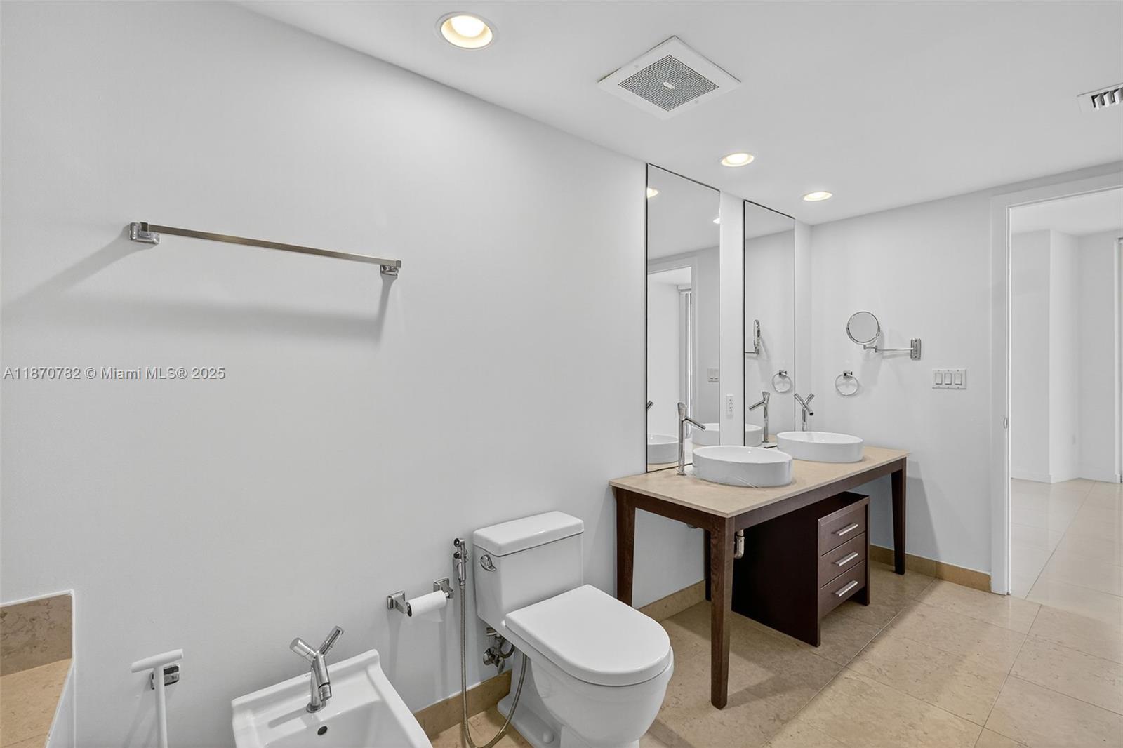 image Icon Brickell22