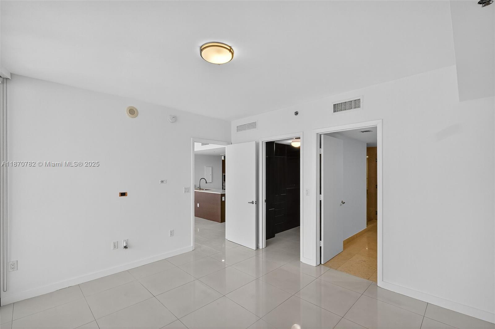 image Icon Brickell23
