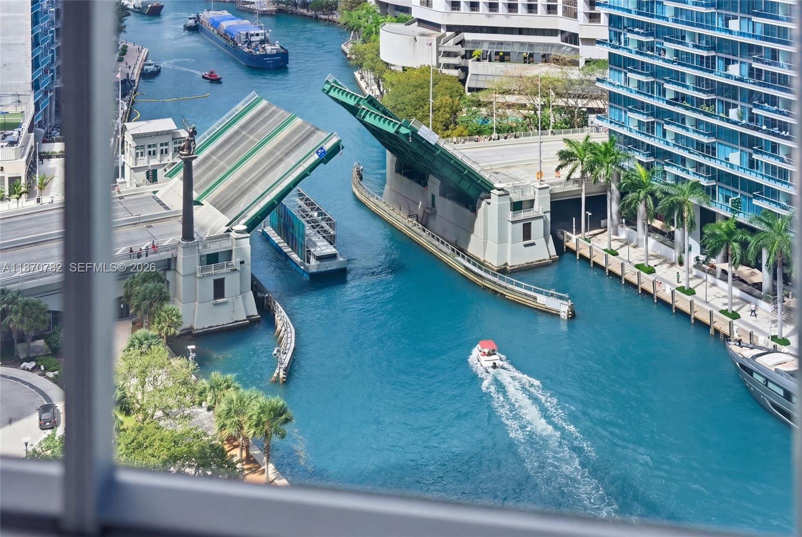 image Icon Brickell I65