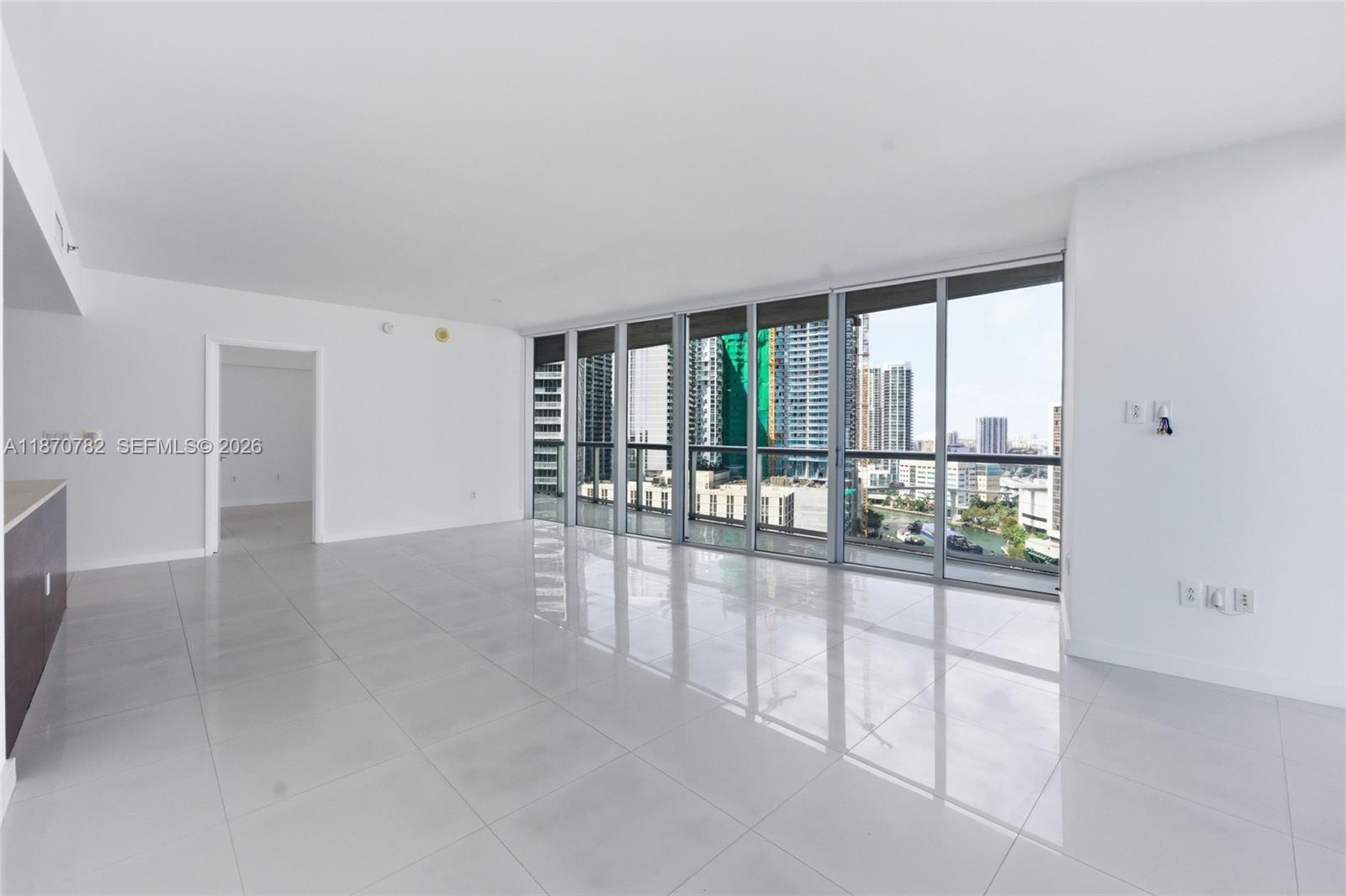 image Icon Brickell I74