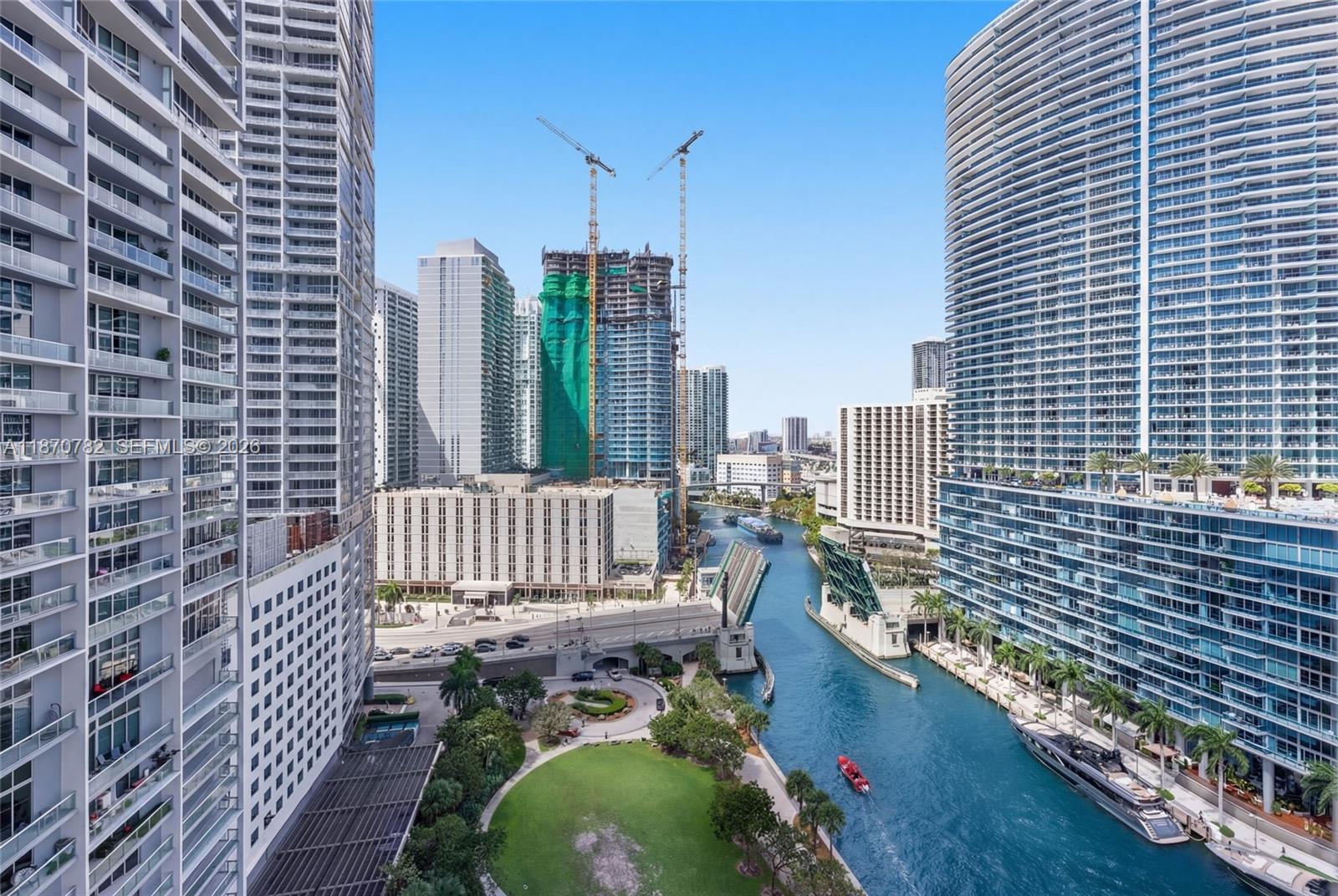 image Icon Brickell I86