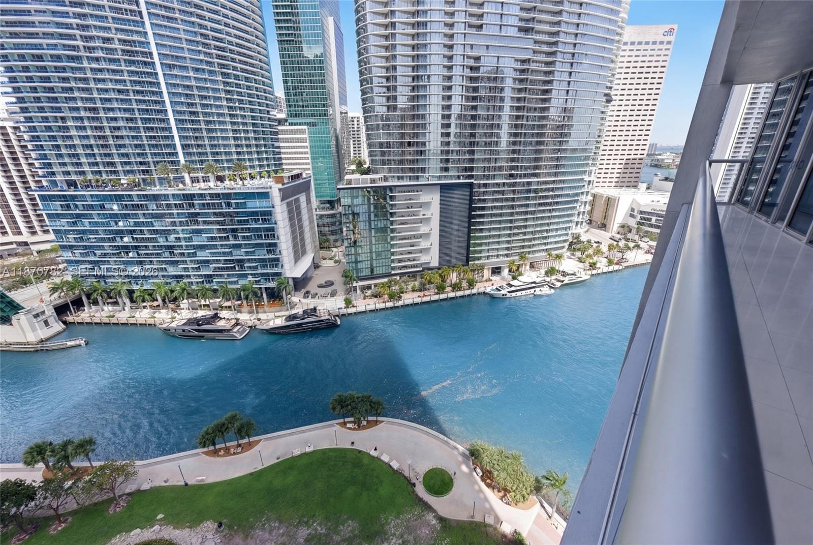 image Icon Brickell I92