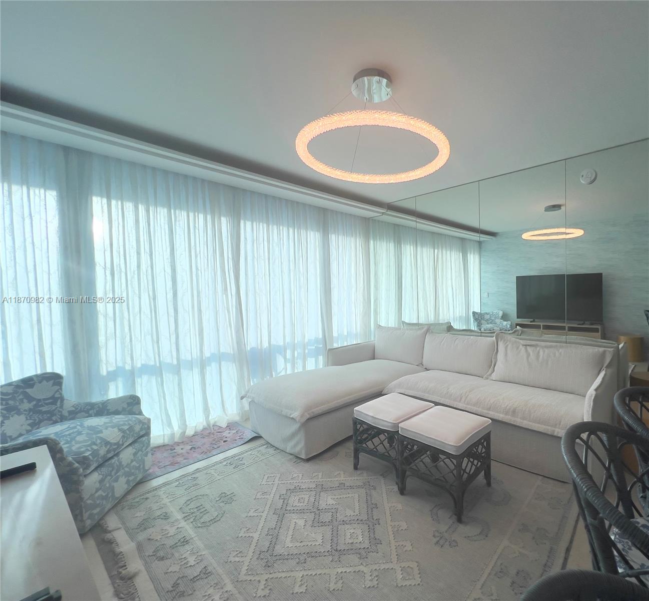 6799 Collins Ave #1601