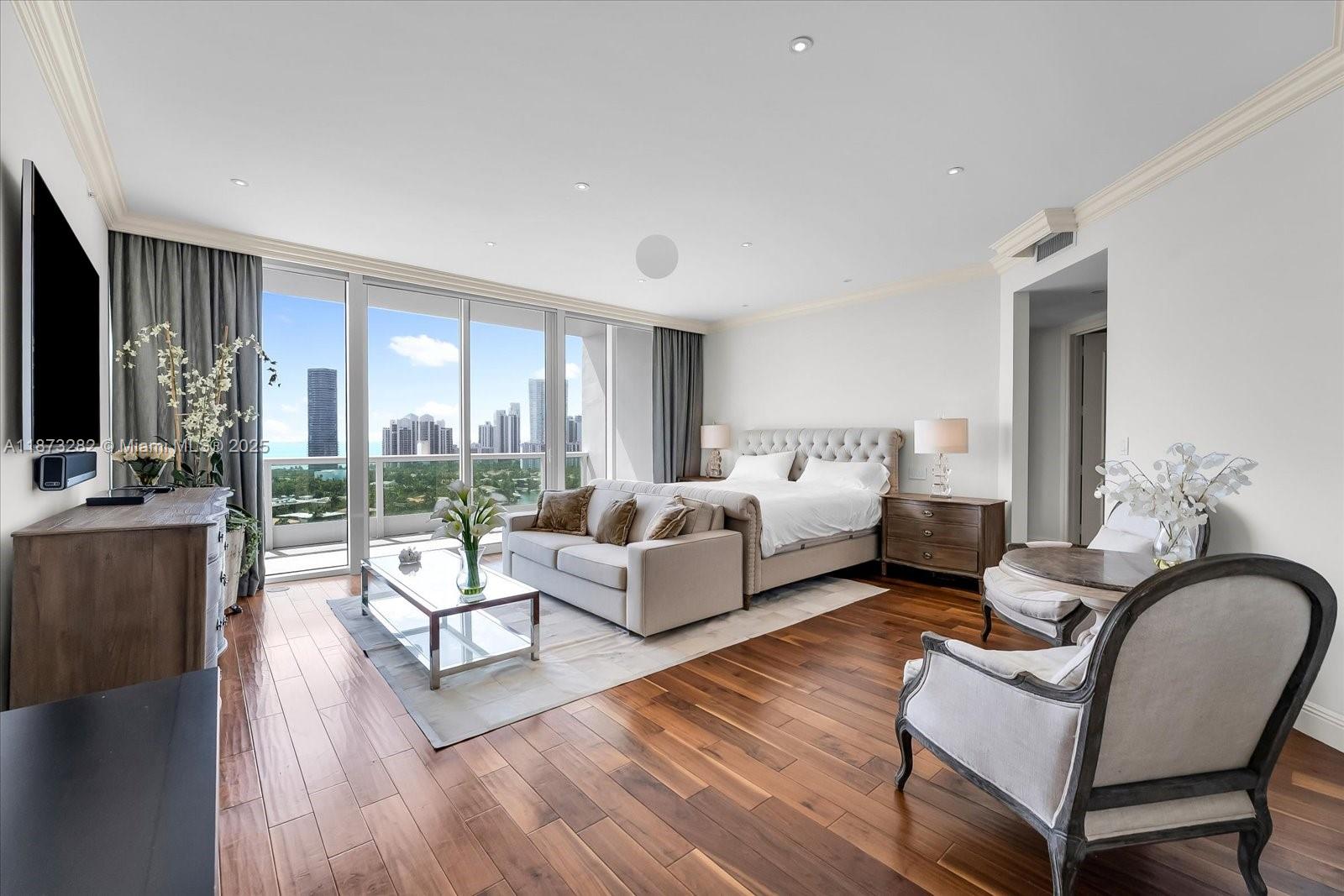 20155 NE 38th Ct #2002 Aventura, FL 33180 20155 NE 38th Ct #2002 Aventura, FL 33180