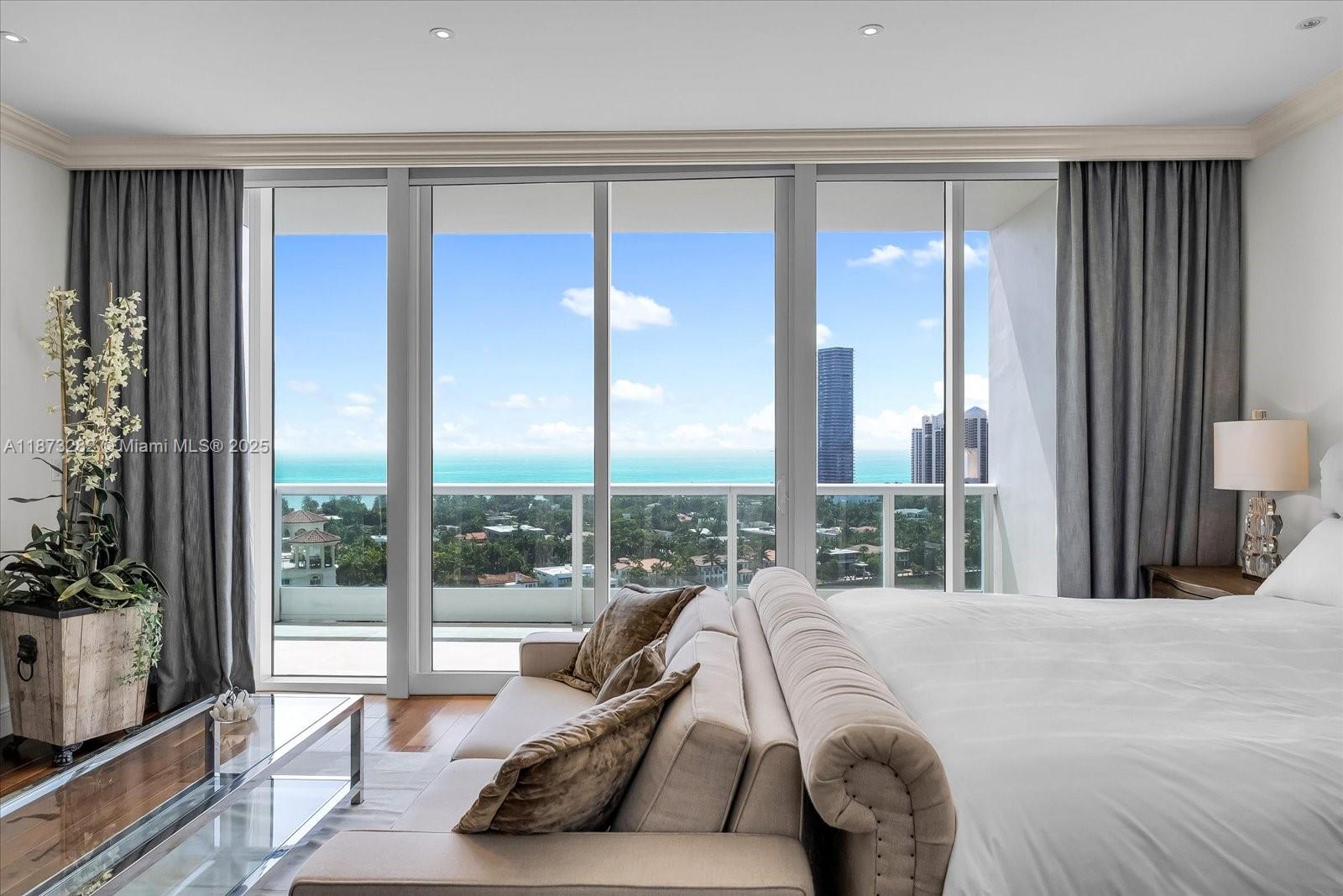 20155 NE 38th Ct #2002 Aventura, FL 33180 20155 NE 38th Ct #2002 Aventura, FL 33180