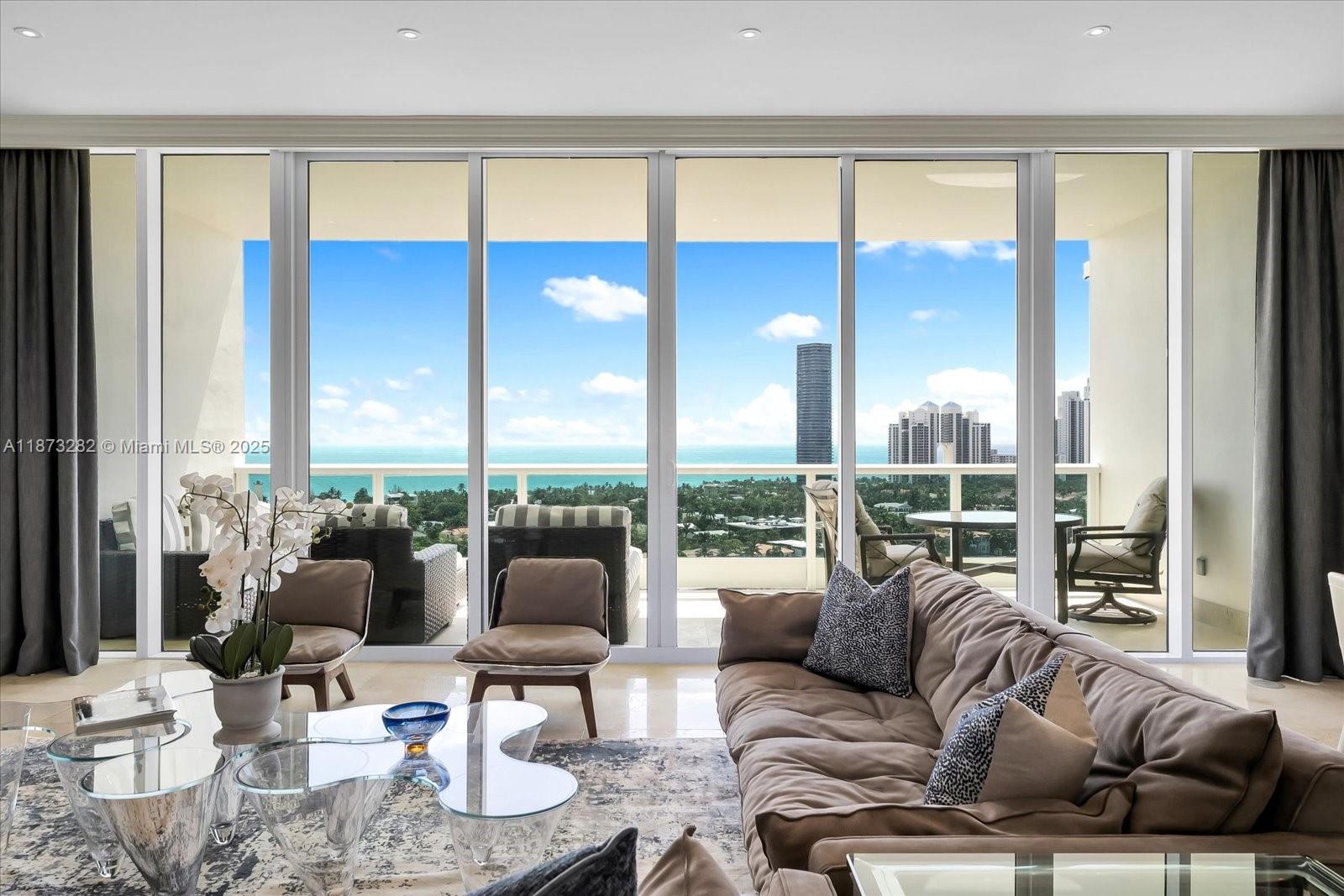 20155 NE 38th Ct #2002 Aventura, FL 33180 20155 NE 38th Ct #2002 Aventura, FL 33180