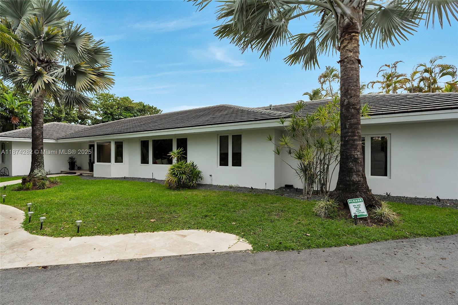 415 Rovino Ave Coral Gables, FL 33156