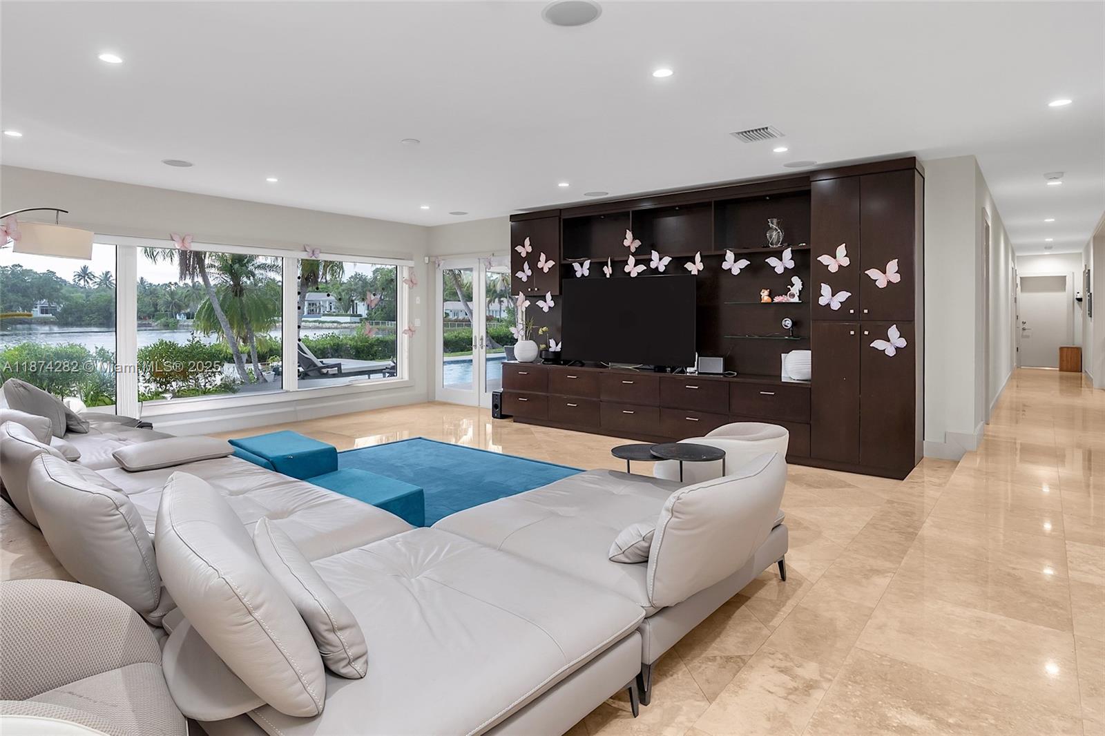 415 Rovino Ave Coral Gables, FL 33156