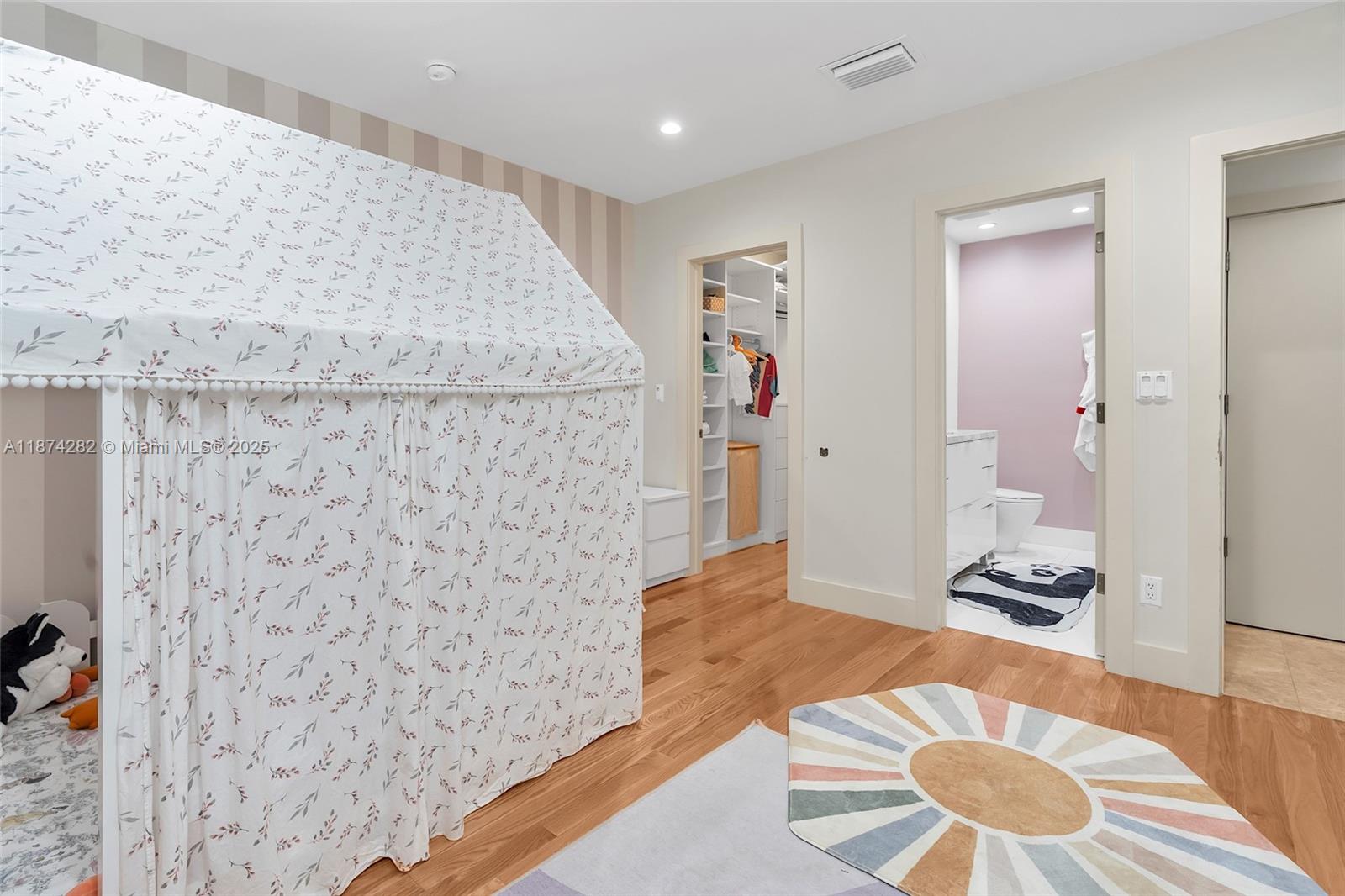 415 Rovino Ave Coral Gables, FL 33156