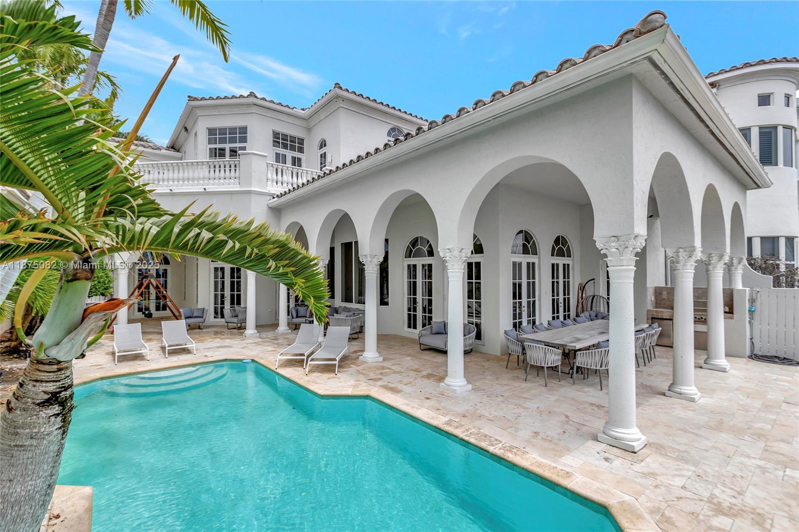 4040 Island Estates Dr