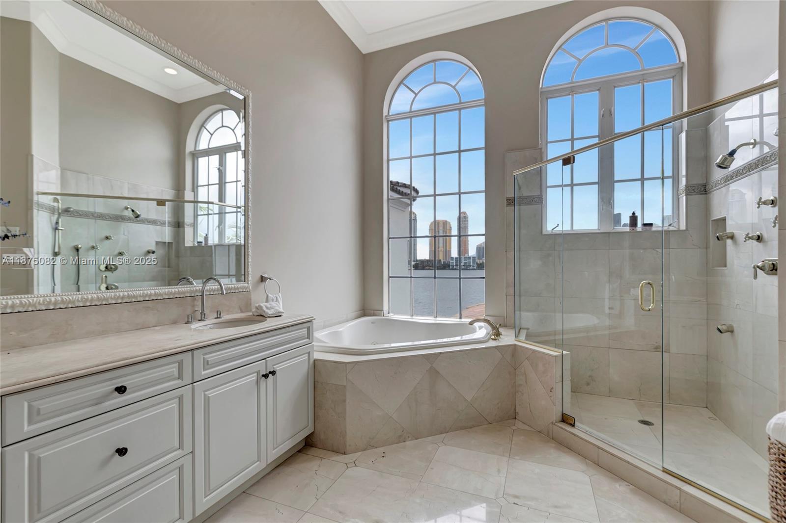 4040 Island Estates Dr Aventura, FL 33160 4040 Island Estates Dr Aventura, FL 33160