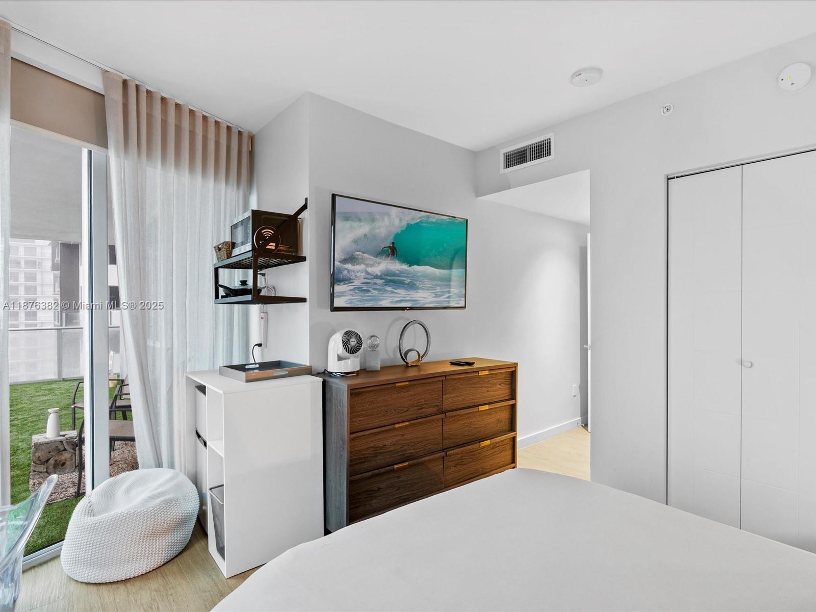 image Brickell Ten Condo21