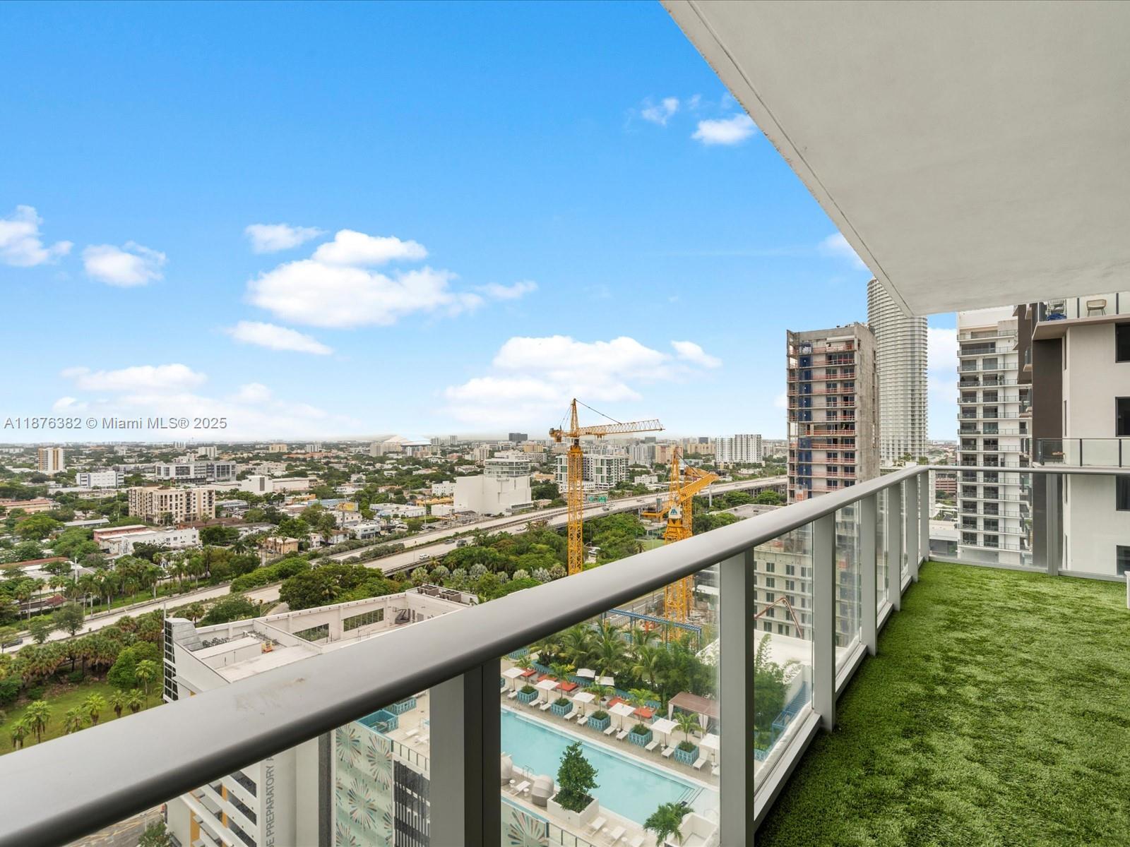 image Brickell Ten Condo24