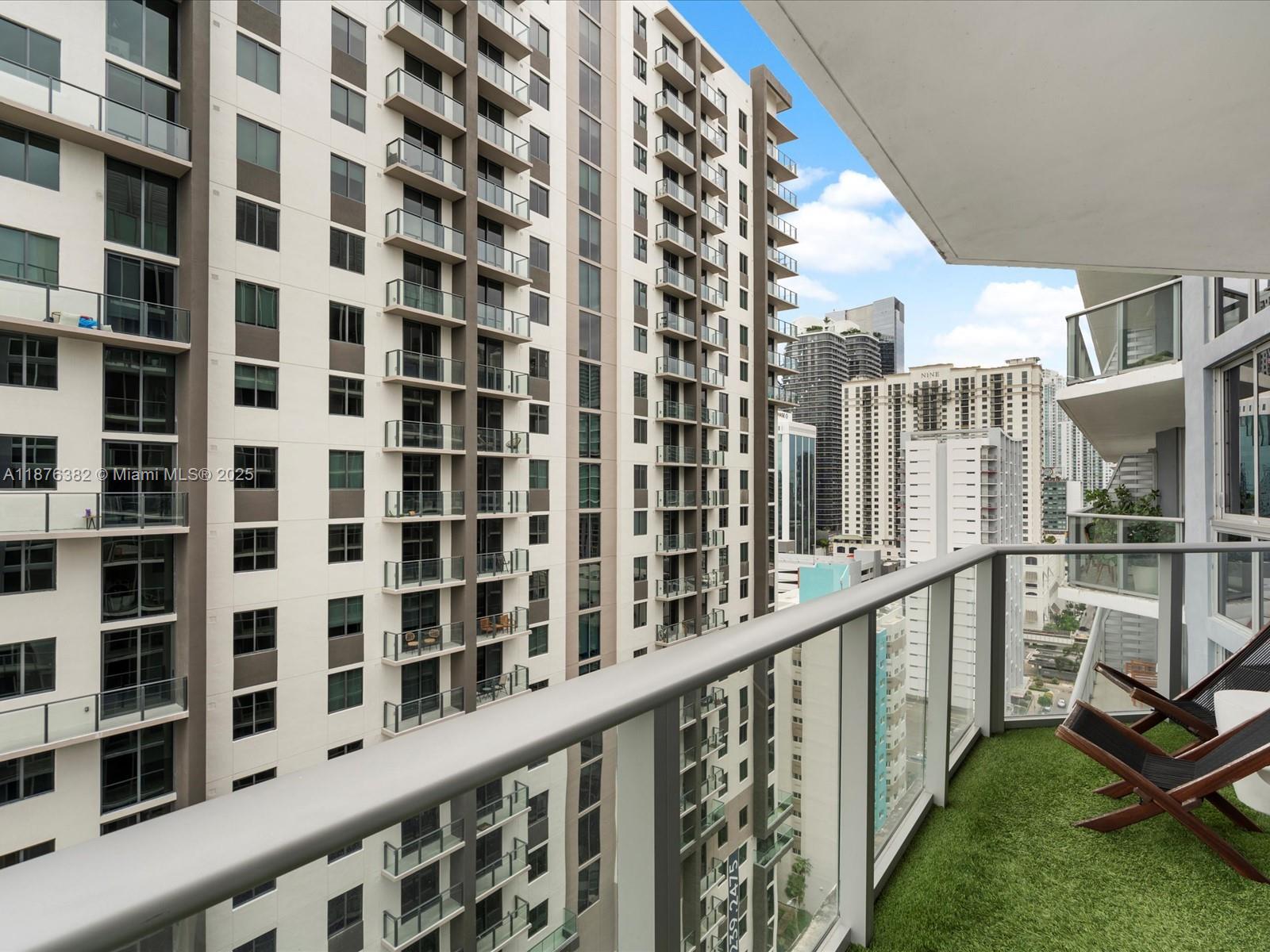 image Brickell Ten Condo27