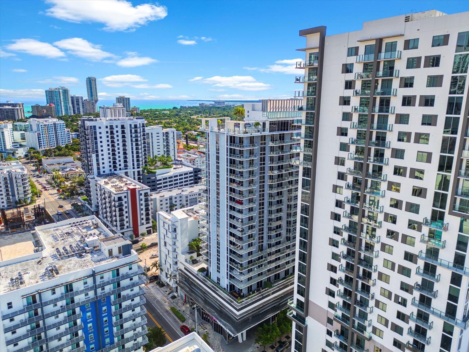 image Brickell Ten Condo32
