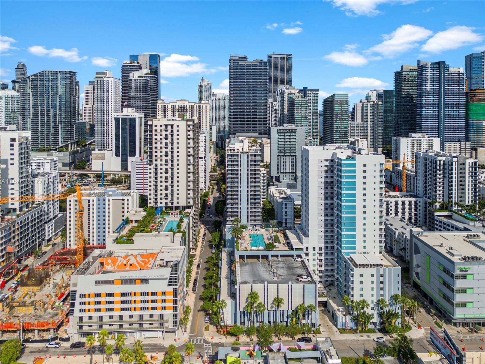 image Brickell Ten Condo33