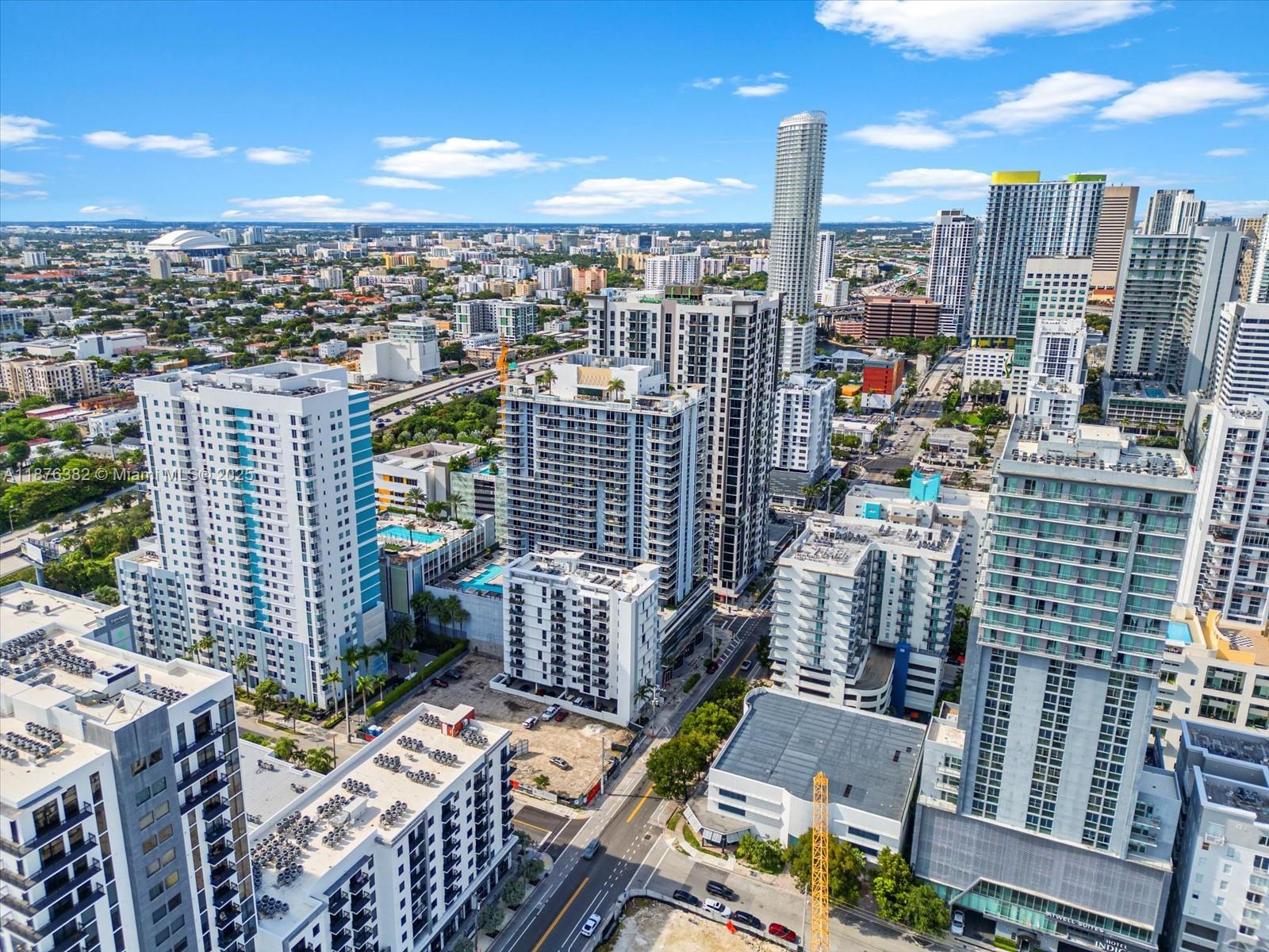 image Brickell Ten Condo34