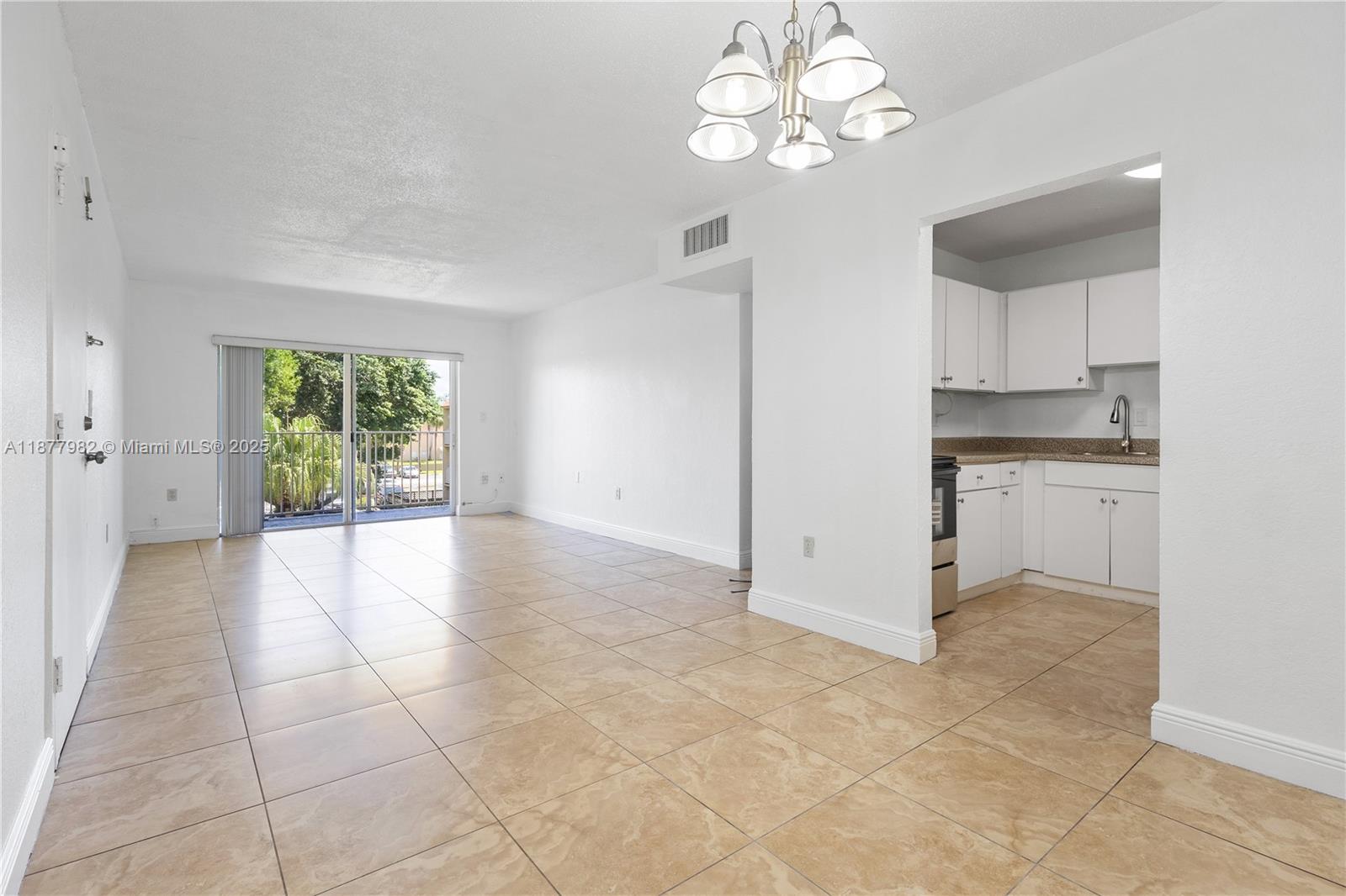 5112 NW 79th Ave #305